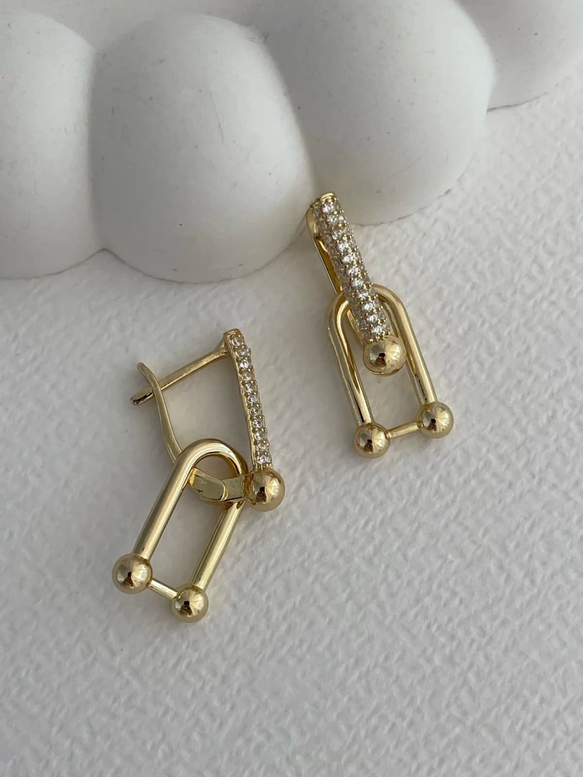 Özel Seri Zirkon Taşlı Marka Model Gold Küpe