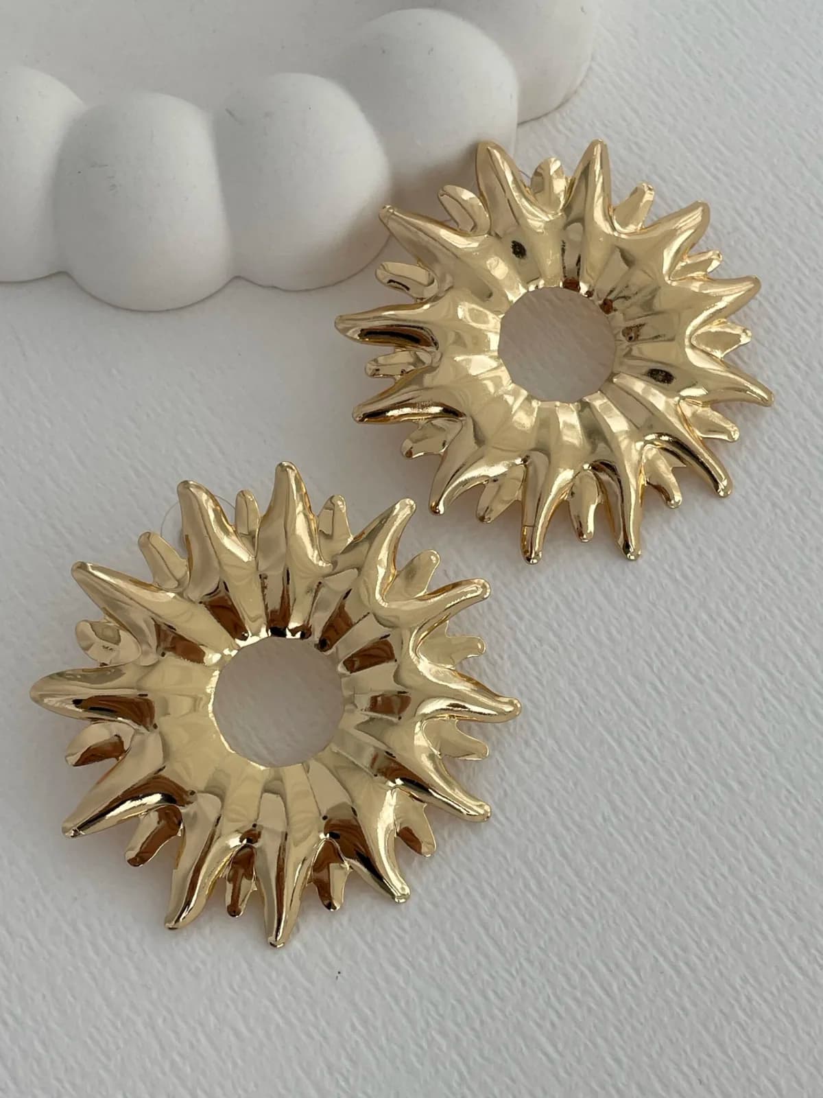 Özel Seri Marka Model Güneş Tasarım Gold Büyük Küpe