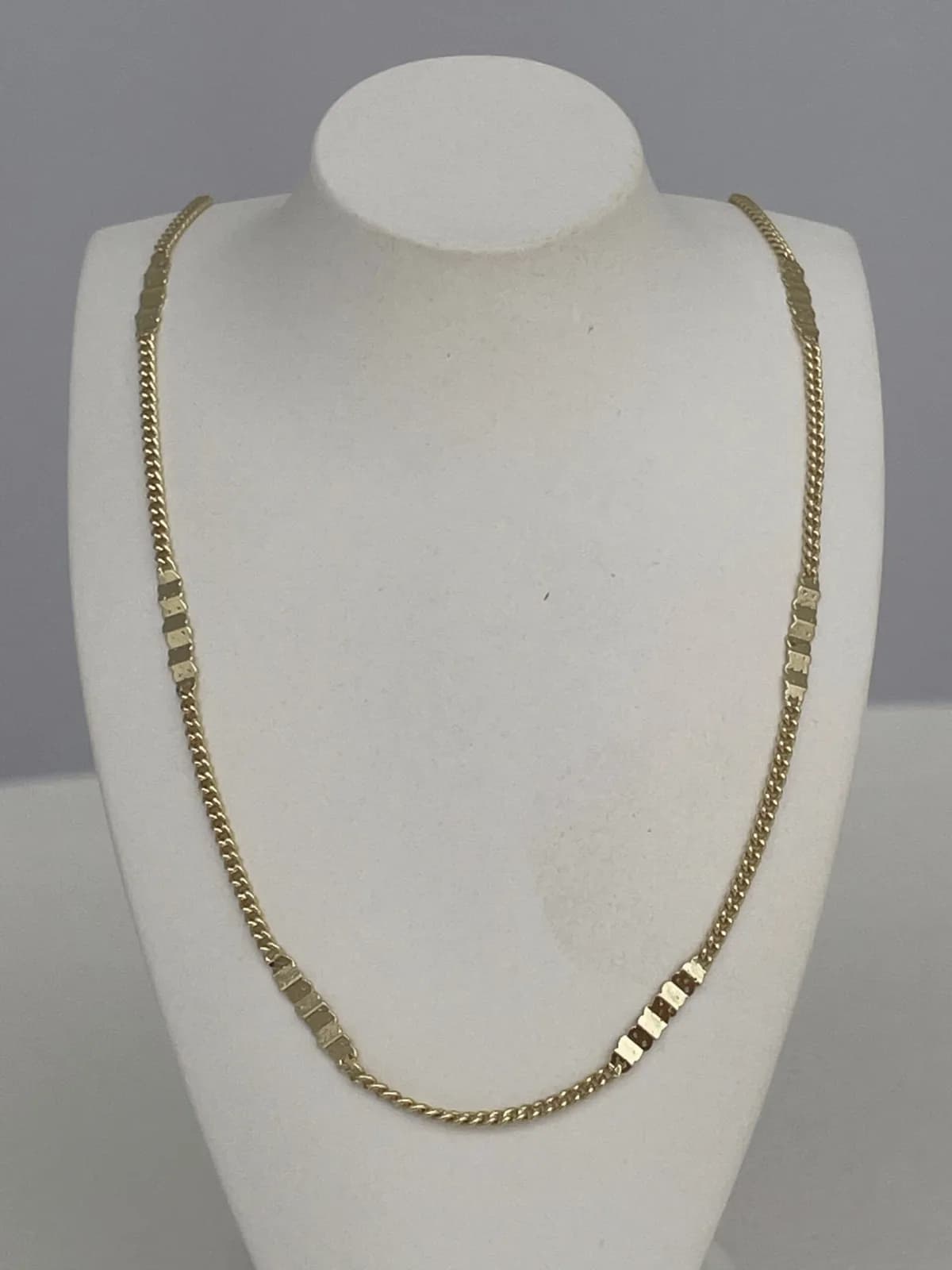 Özel Seri Ezme Plaka Detay İnce Gold Zincir Kolye 45 Cm