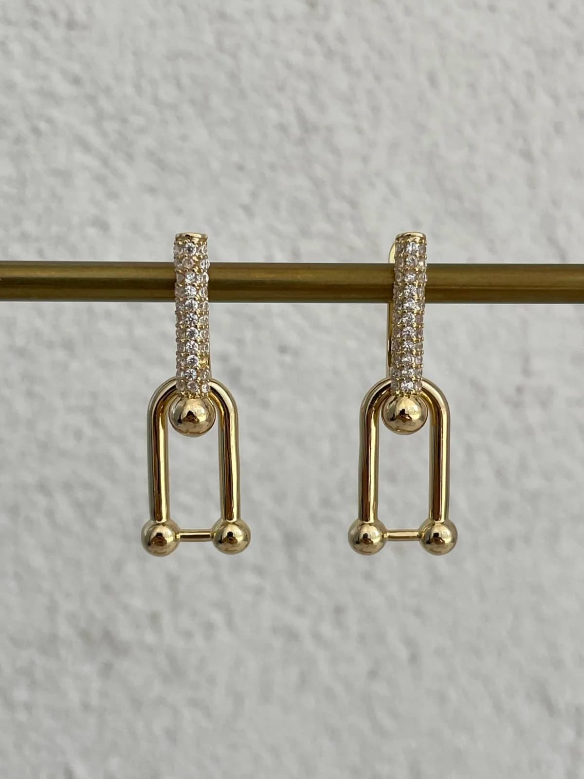 Özel Seri Zirkon Taşlı Marka Model Gold Küpe