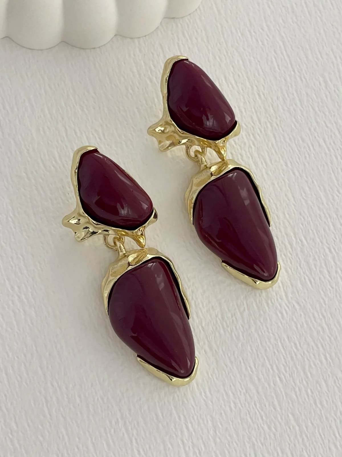 Özel Seri Bordo Kemik Marka Model Gold Küpe