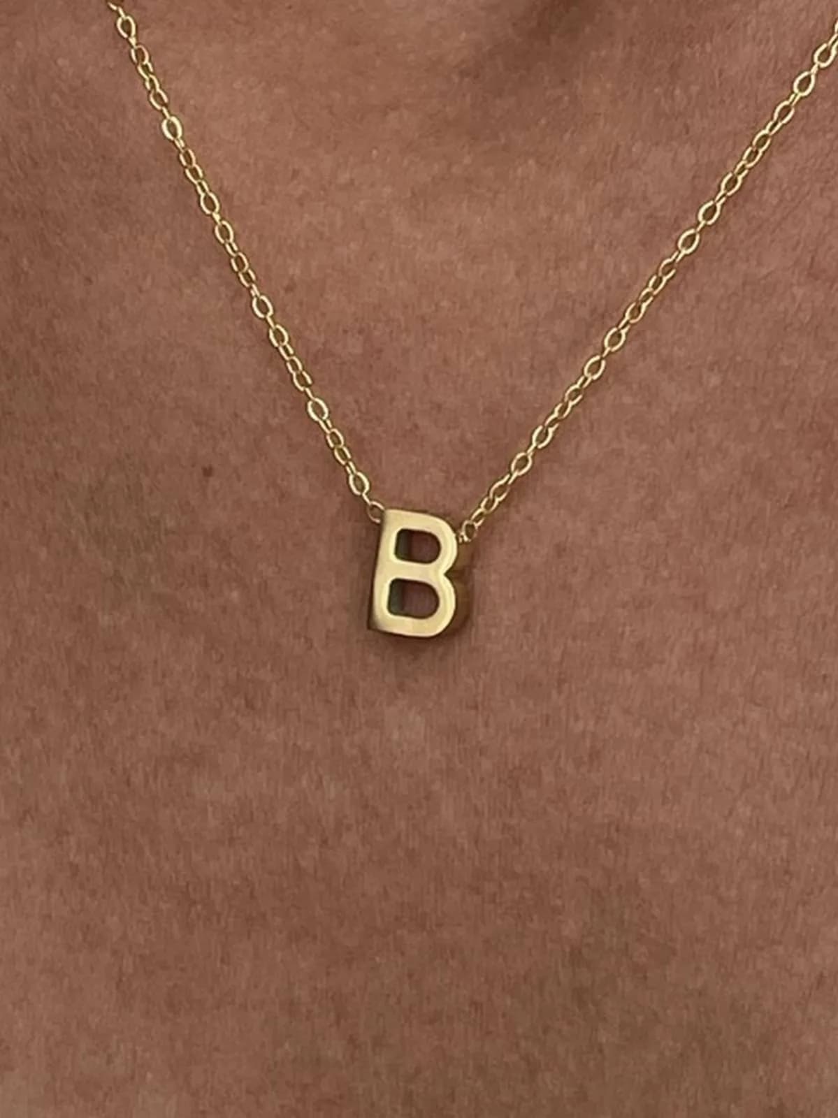 Çelik Minimal B Harfli Kolye