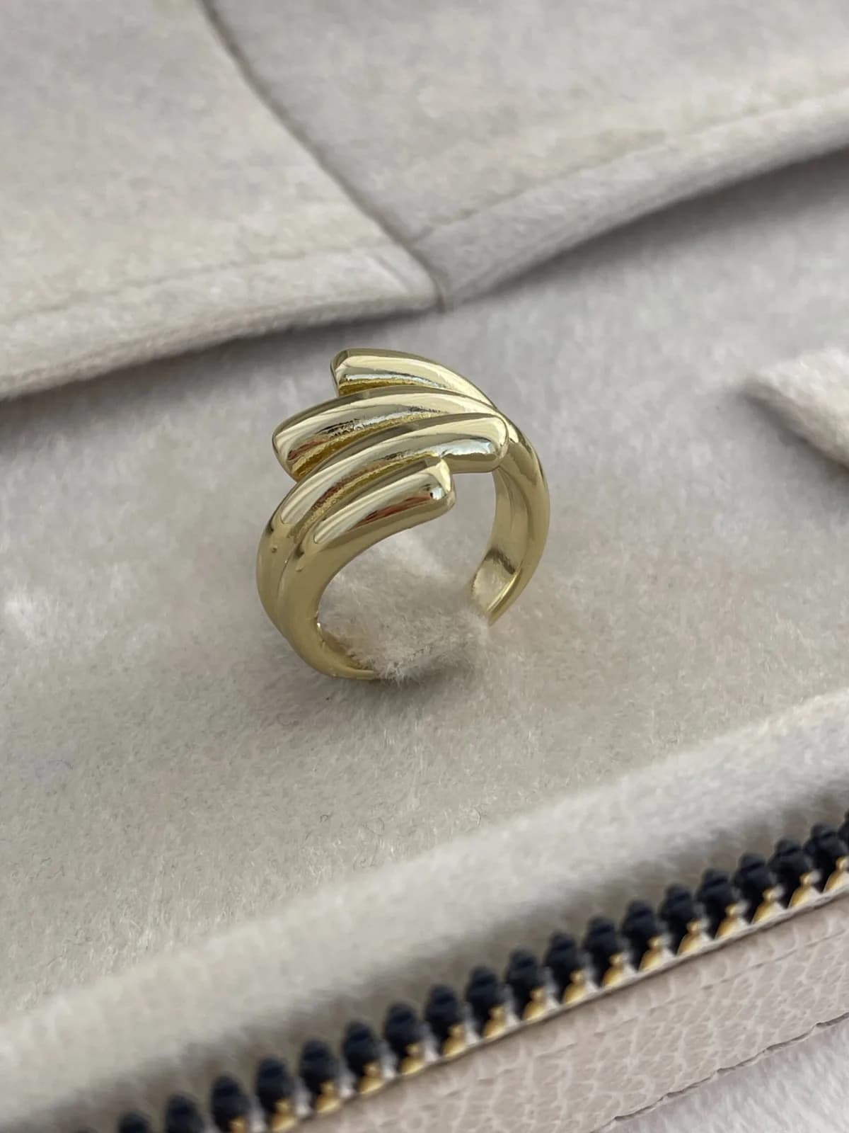 Özel Seri Sarmal Tasarım Ayarlanabilir Gold Yüzük
