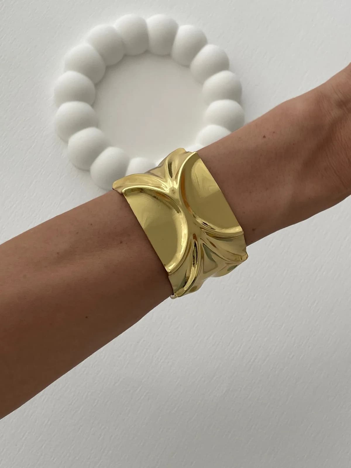 Çelik Soyut Tasarım Gold Ayarlanabilir Bileklik