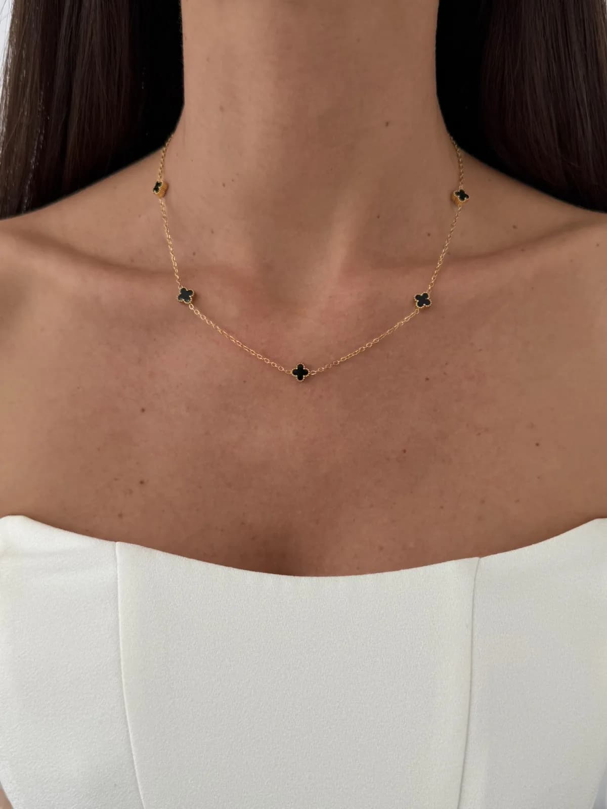 Özel Seri Siyah Mineli Beşli Mini Yonca Tasarım Gold Kolye