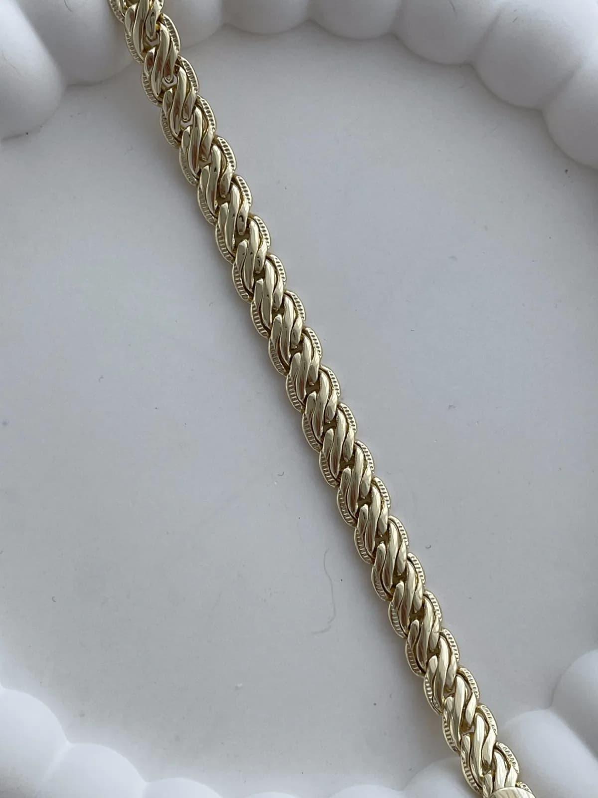Özel Seri Desenli Ezme Gurmet Tasarım Gold Bileklik