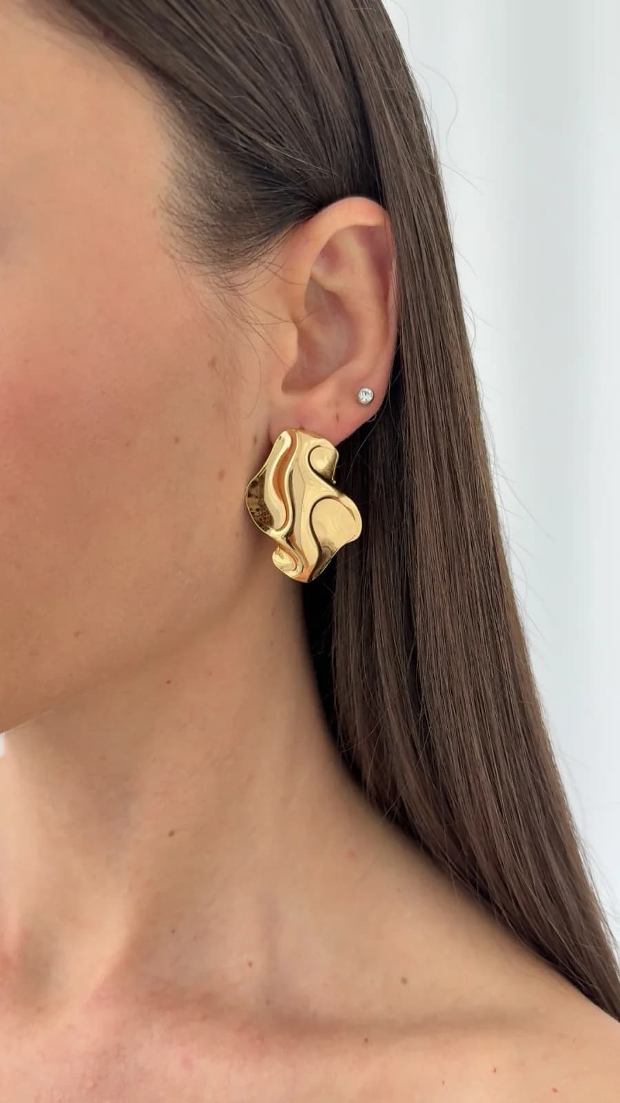 Çelik Geometrik Soyut Tasarım Gold Küpe