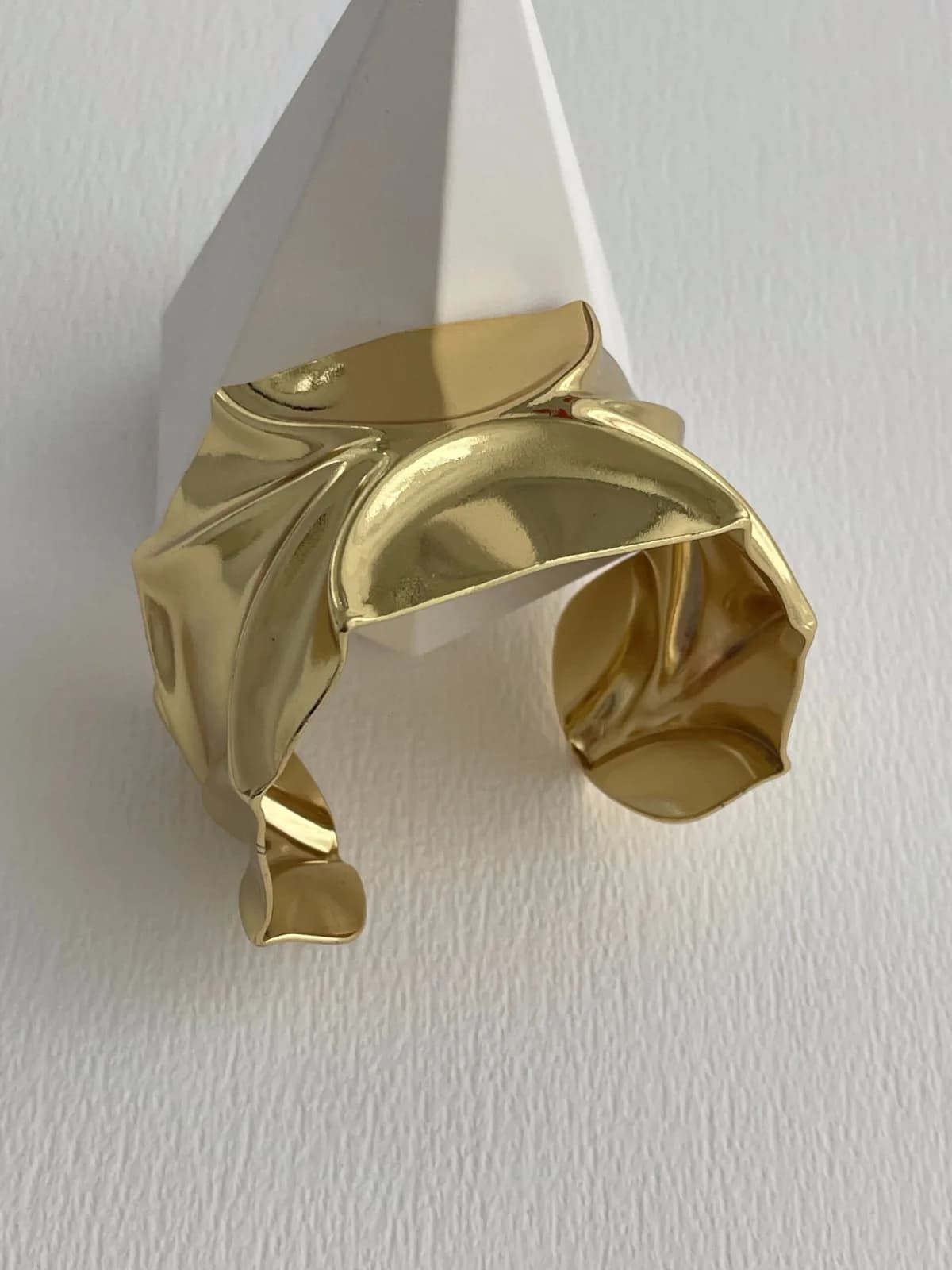 Çelik Soyut Tasarım Gold Ayarlanabilir Bileklik