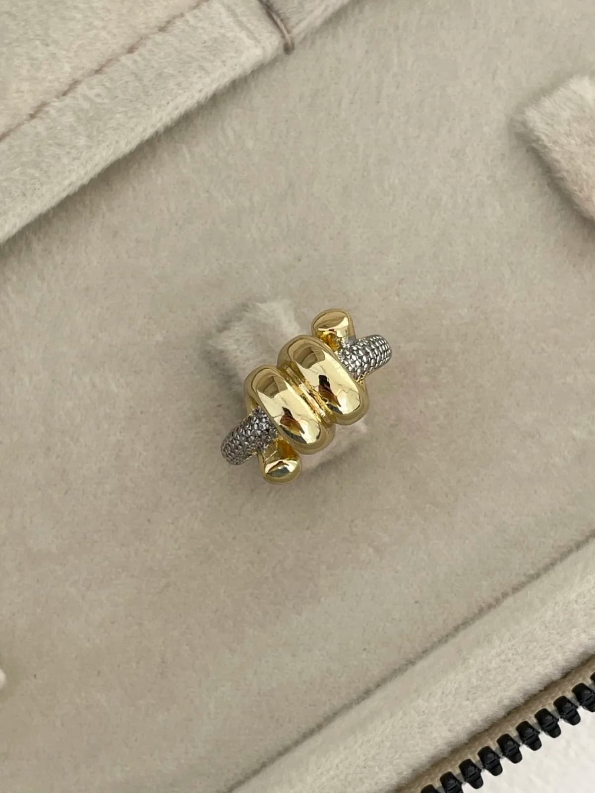 Özel Seri Zirkon Taş Düğüm Tasarım Ayarlanabilir Gold Yüzük