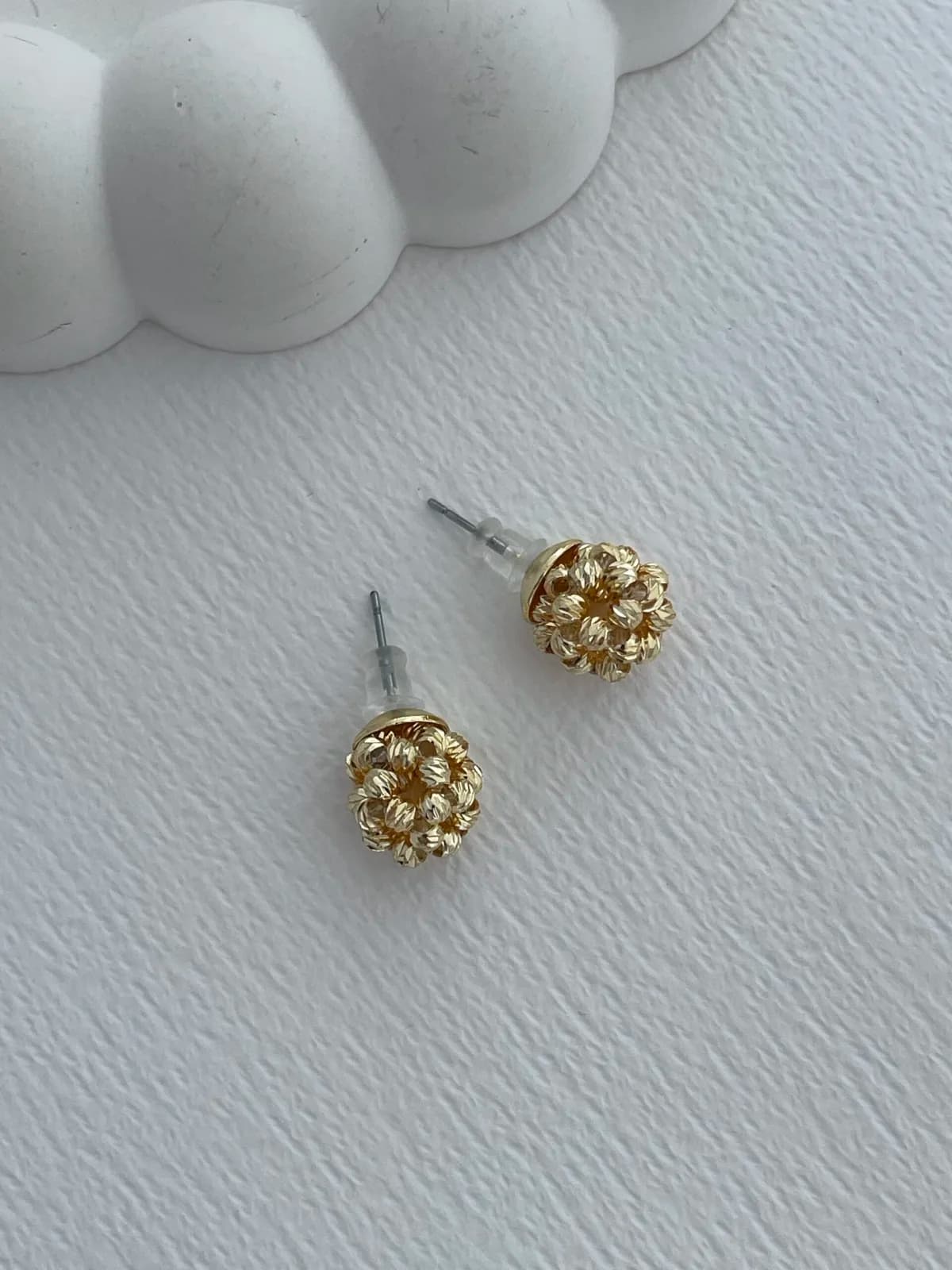 Özel Seri Küçük Gold Dorika Top Küpe