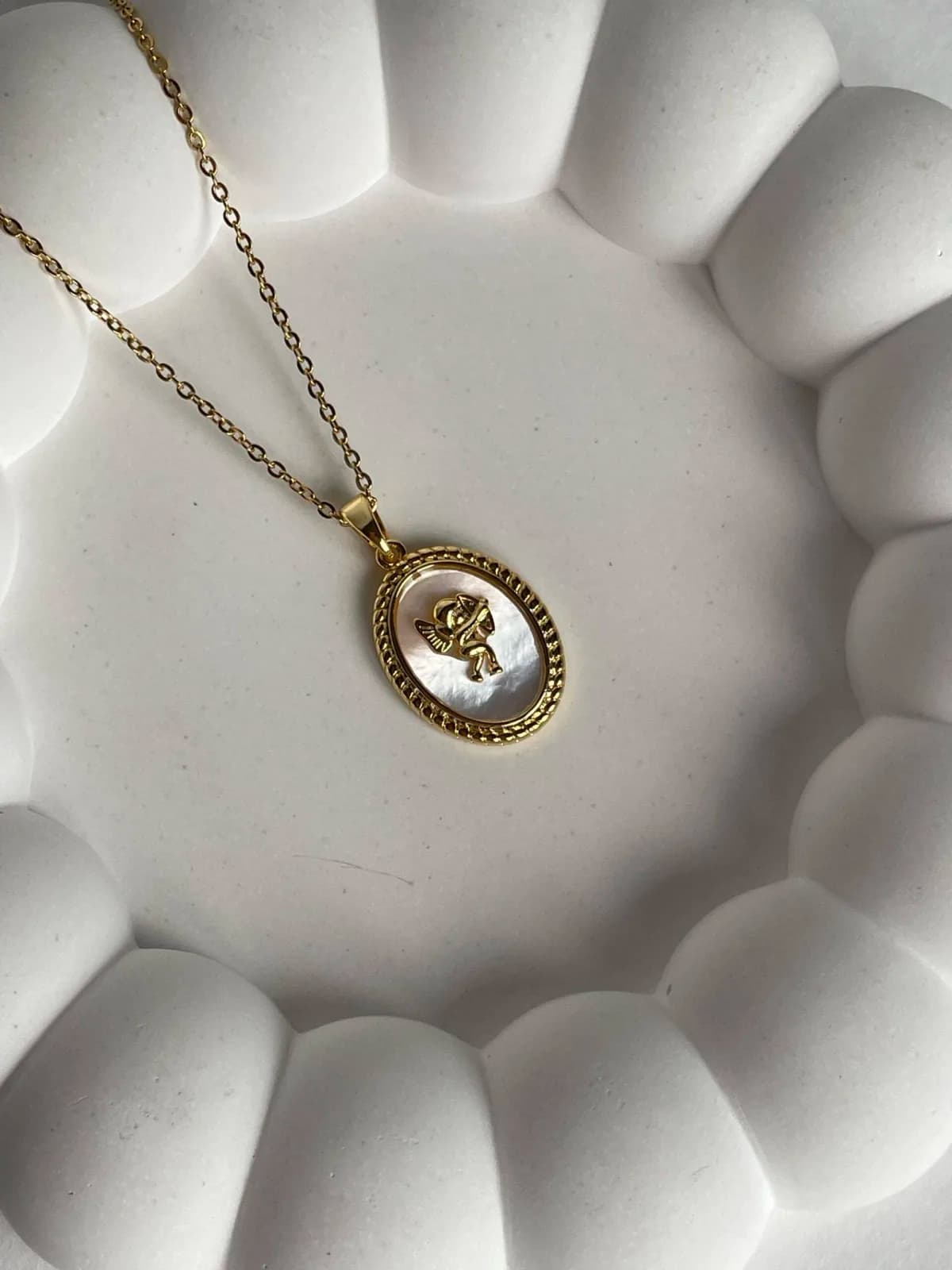 Çelik Melek Tasarım Oval Gold Kolye