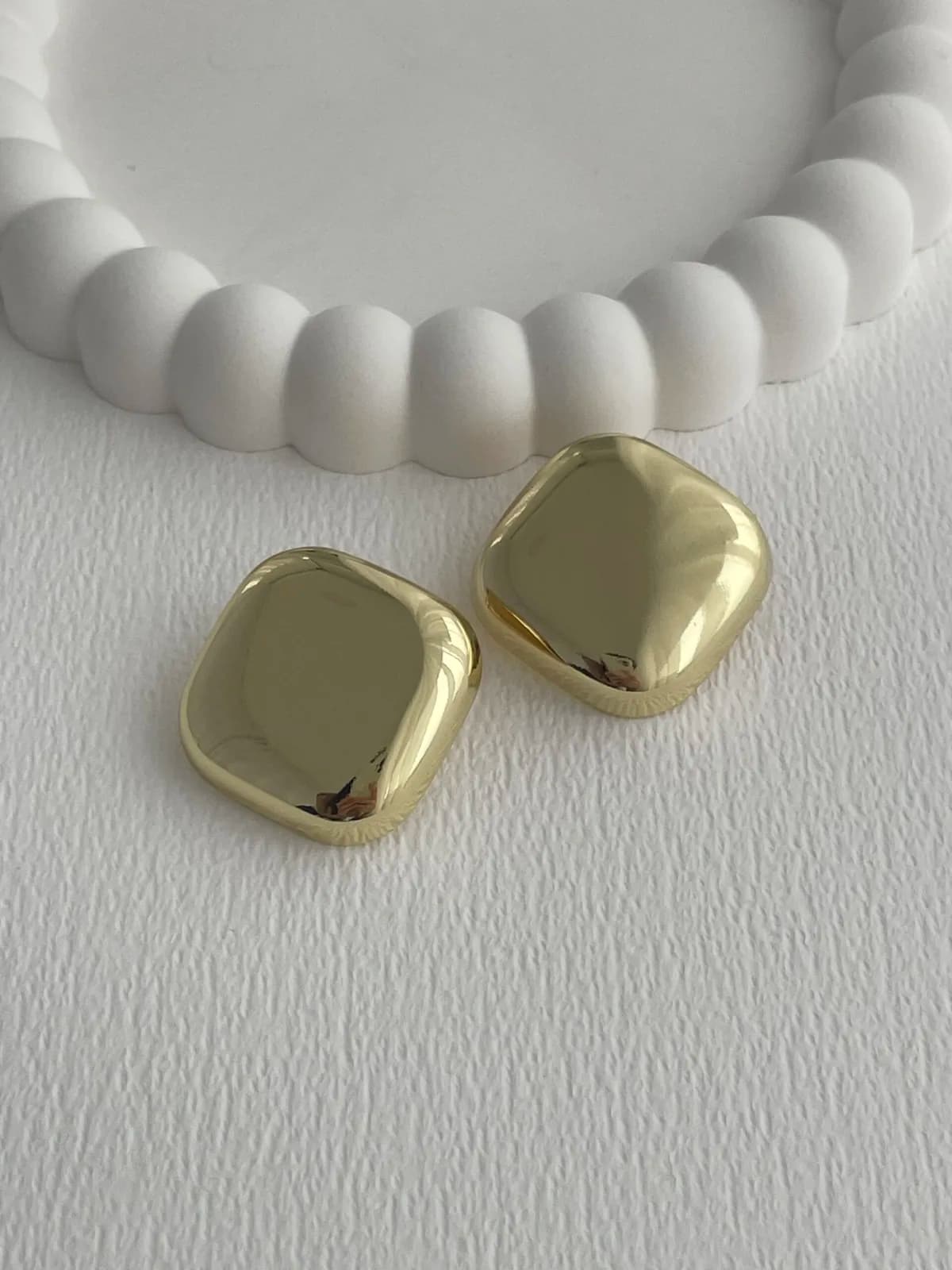 Özel Seri Kare Tasarım Gold Küpe