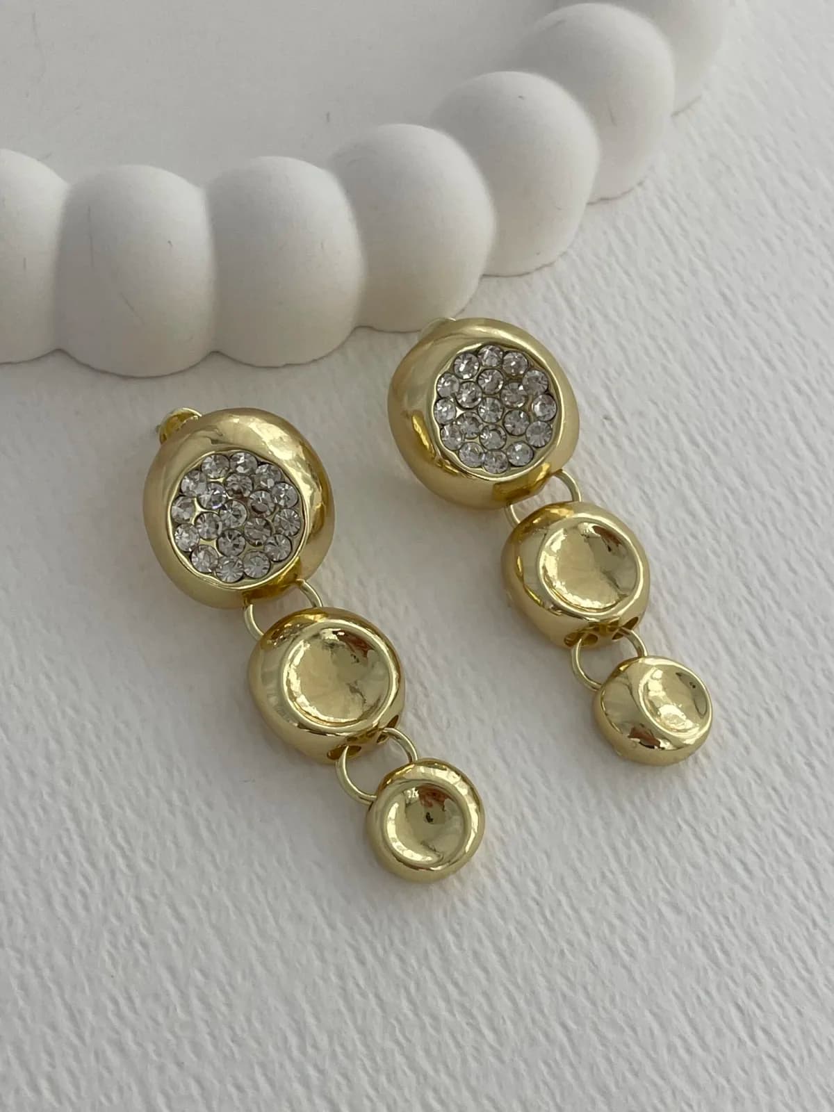 Özel Seri Zirkon Taşlı Üçlü Yuvarlak Tasarım Gold Küpe
