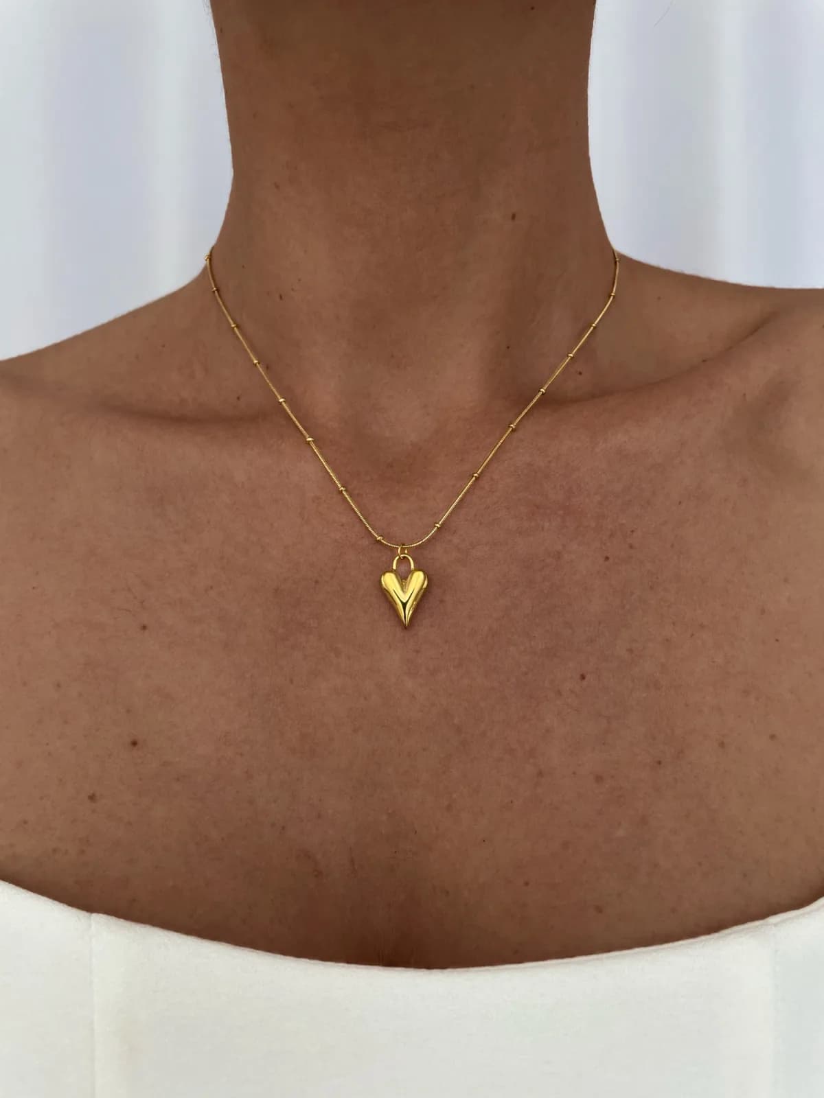 Çelik Minimal Kalp Tasarım Gold Kolye