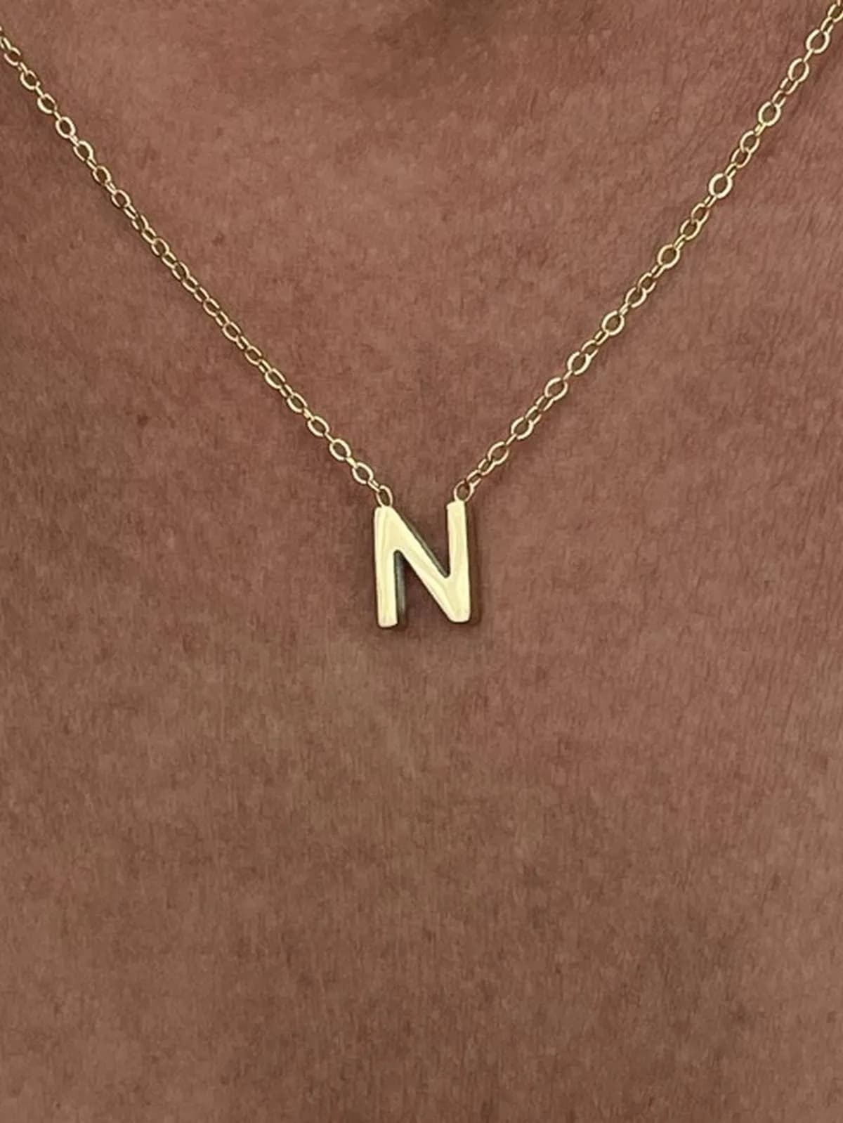 Çelik Minimal N Harfli Kolye