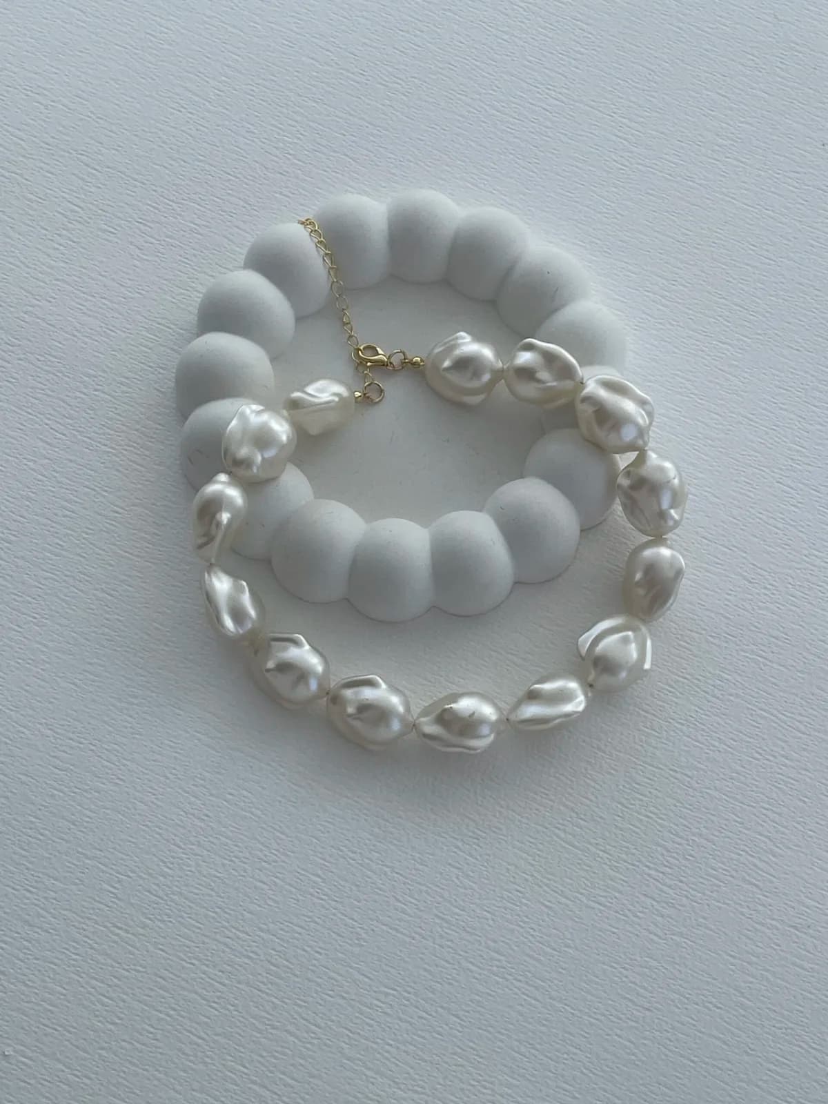 Özel Seri Büyük Barok İncili Gold Choker Kolye