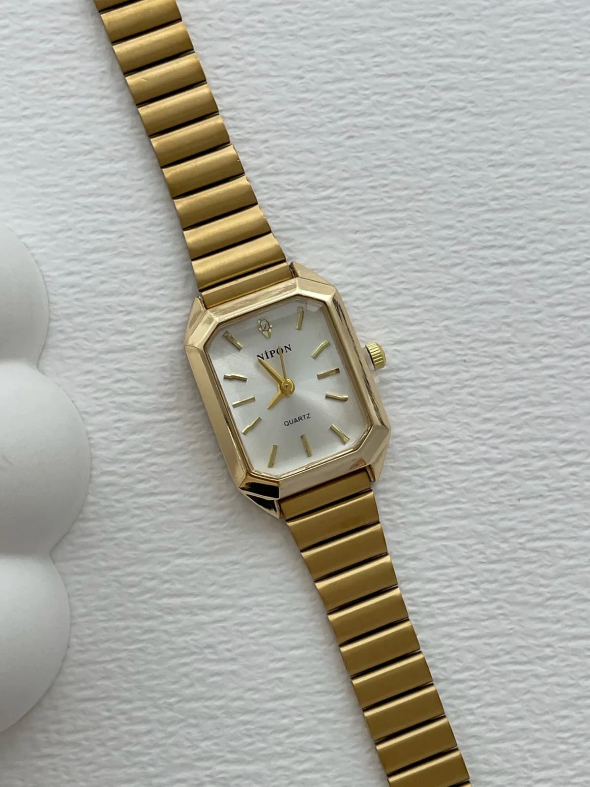 Dikdörtgen Tasarım Kadranı Beyaz Gold Vintage Saat