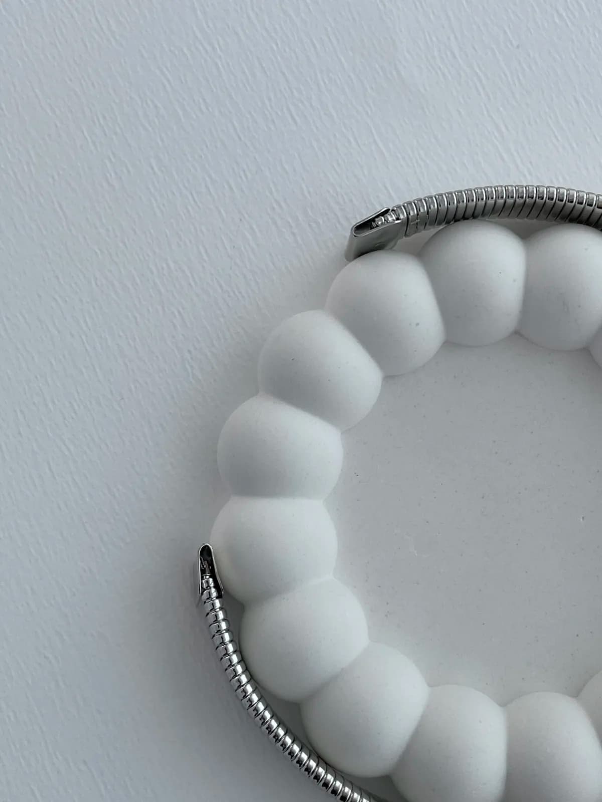 Özel Seri Tırtıklı Marka Model Gümüş Choker Kolye