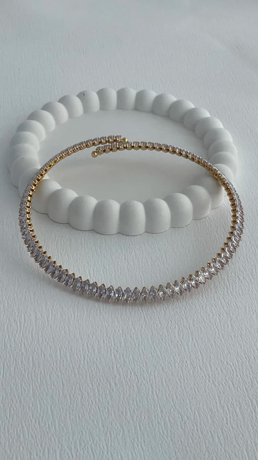 Özel Seri Damla Baget Taş Gold Choker Kolye