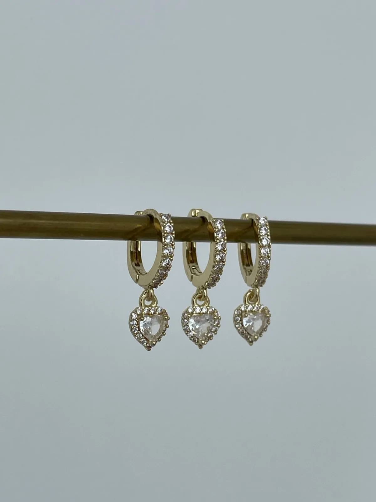 Özel Seri Zirkon Taşlı Kalp Tasarım Üçlü Küpe Set