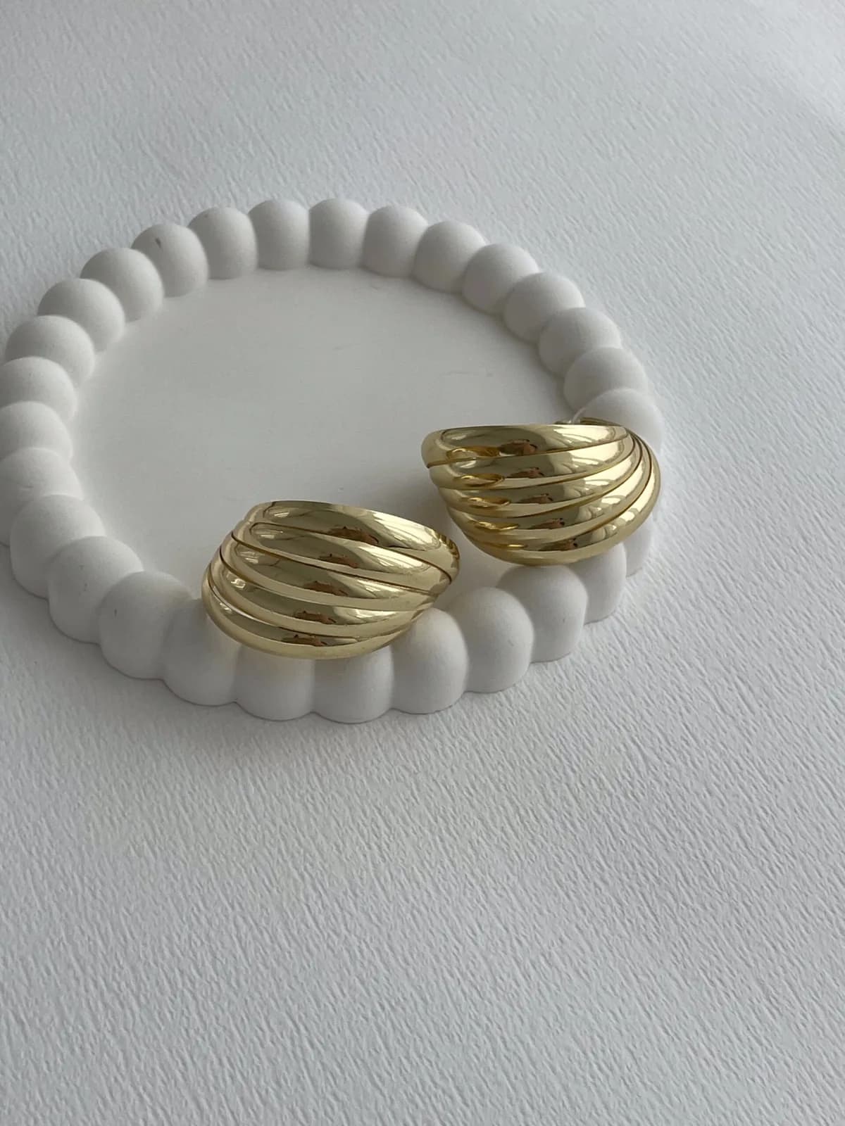 Özel Seri Tırtık Tasarım Kalın Gold Halka Küpe