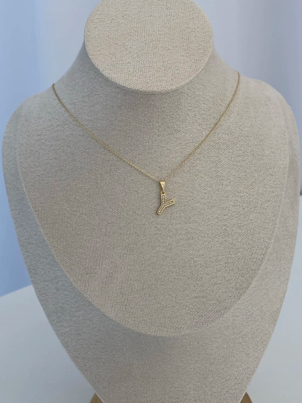 Özel Seri Zirkon Taşlı Y Harf Minimal Gold Kolye
