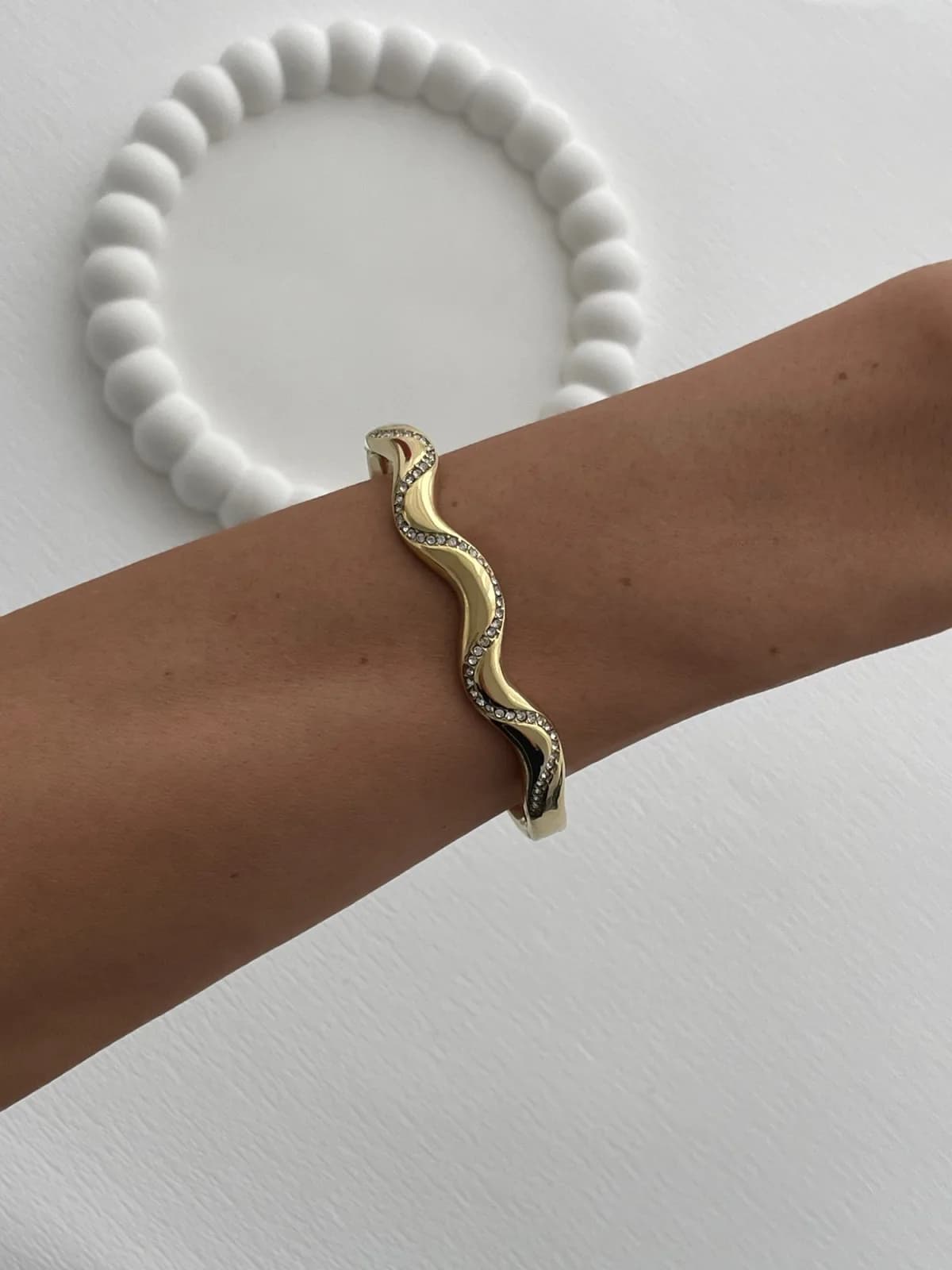 Çelik Zirkon Taşlı Zikzak Model Gold Bileklik