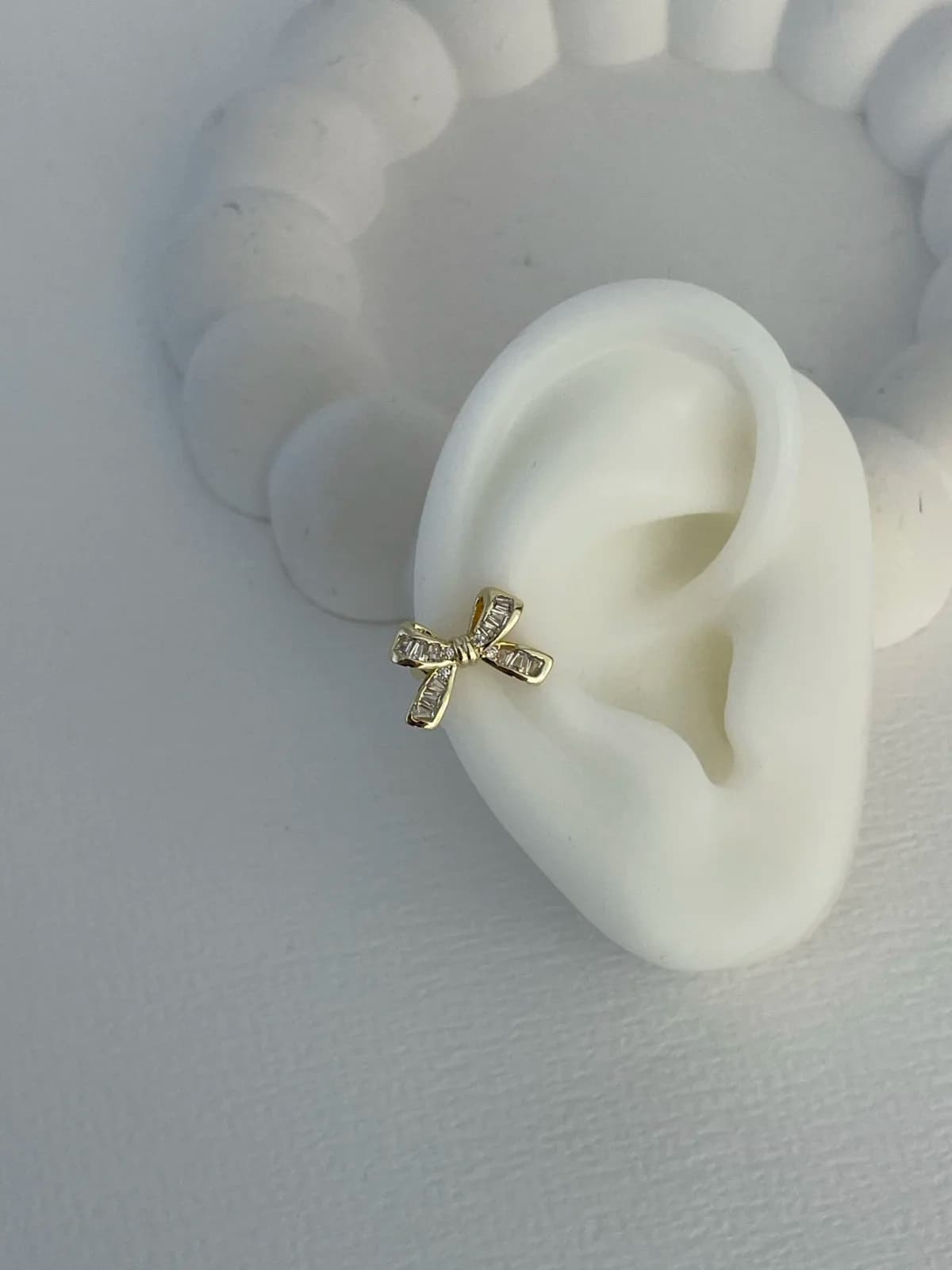 Özel Seri Baget Taş Fiyonk Model Gold  Earcuff