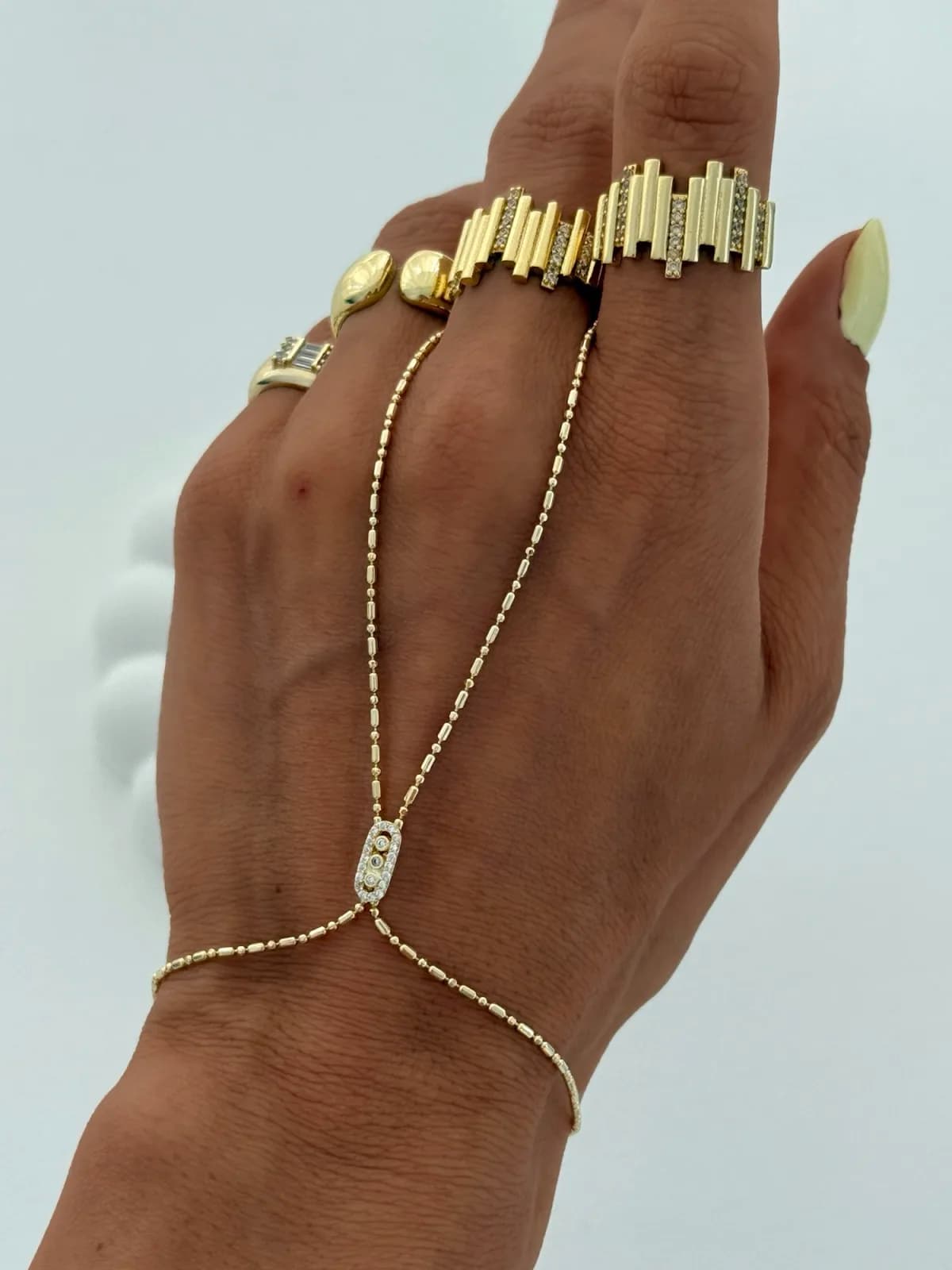 Özel Seri Zirkon Taşlı Marka Model Kesik Zincir Gold Şahmeran