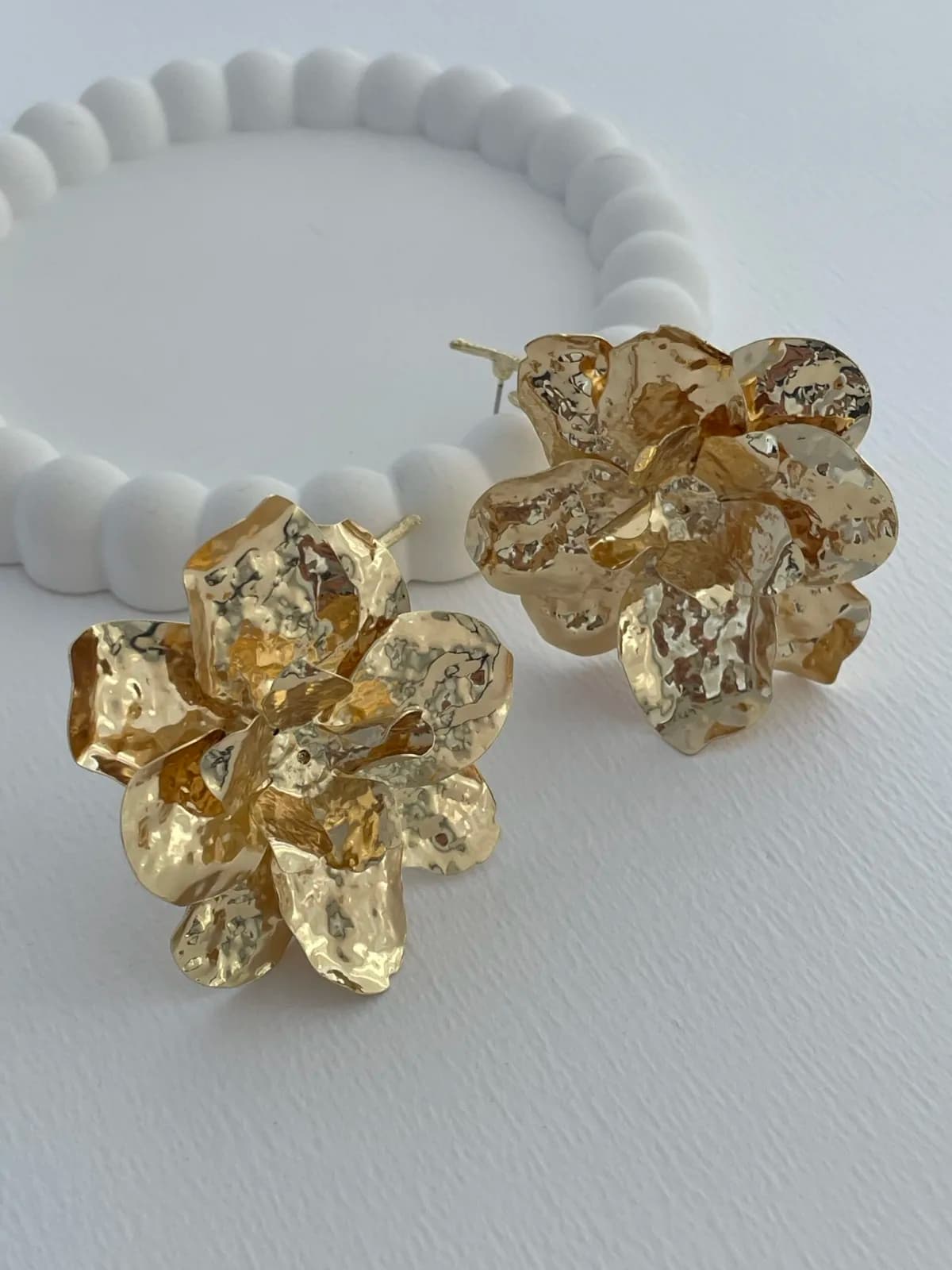 Özel Seri ZR Model Çiçek Tasarım Maksi Boy Gold Küpe