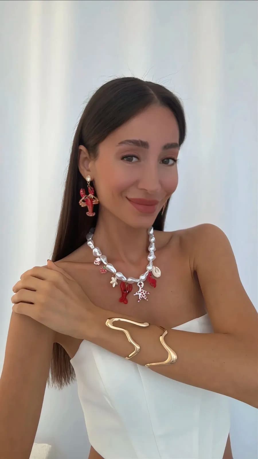 Özel Seri Yengeç Charm Büyük Barok İnci Gold Kolye