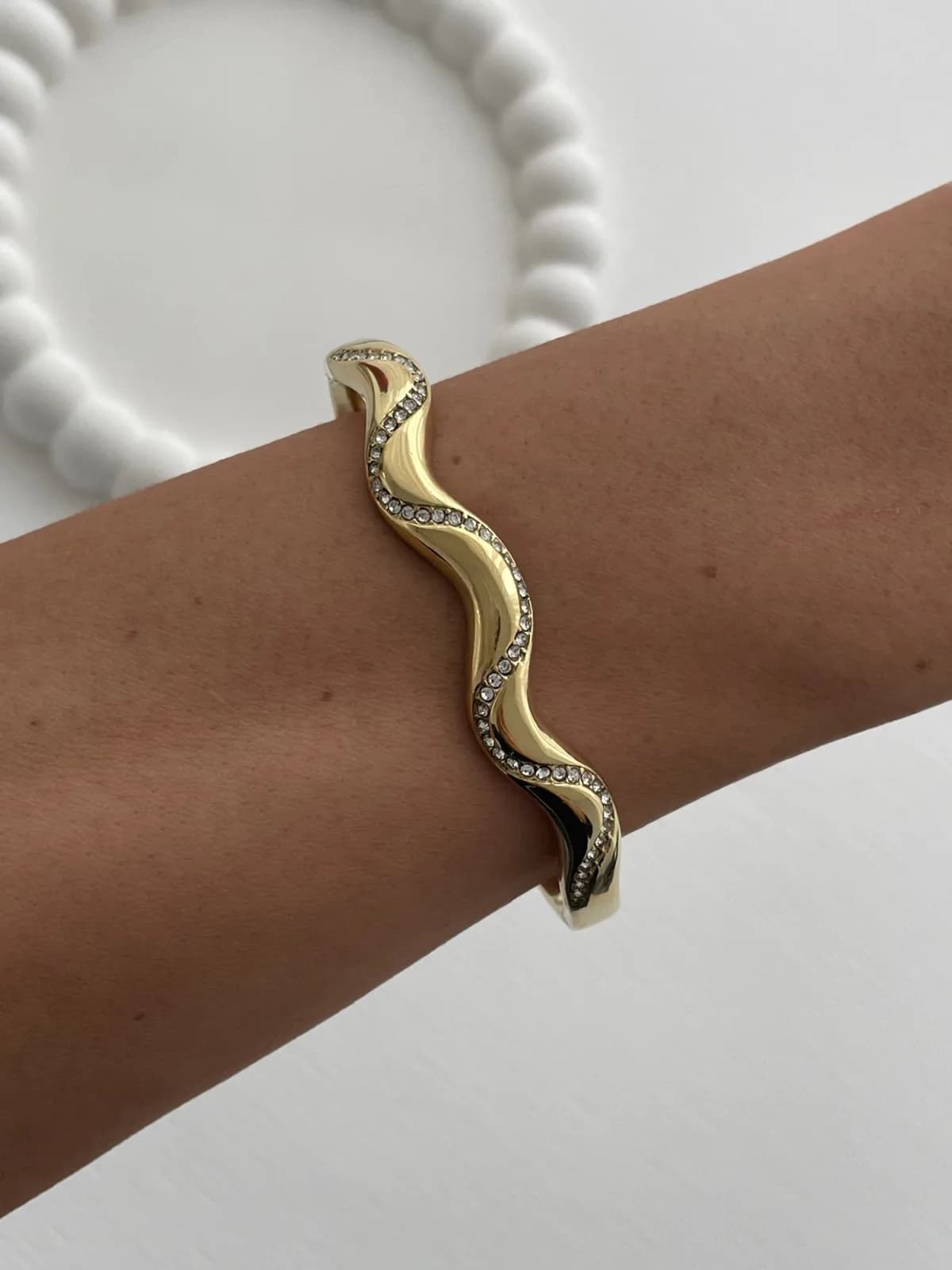 Çelik Zirkon Taşlı Zikzak Model Gold Bileklik