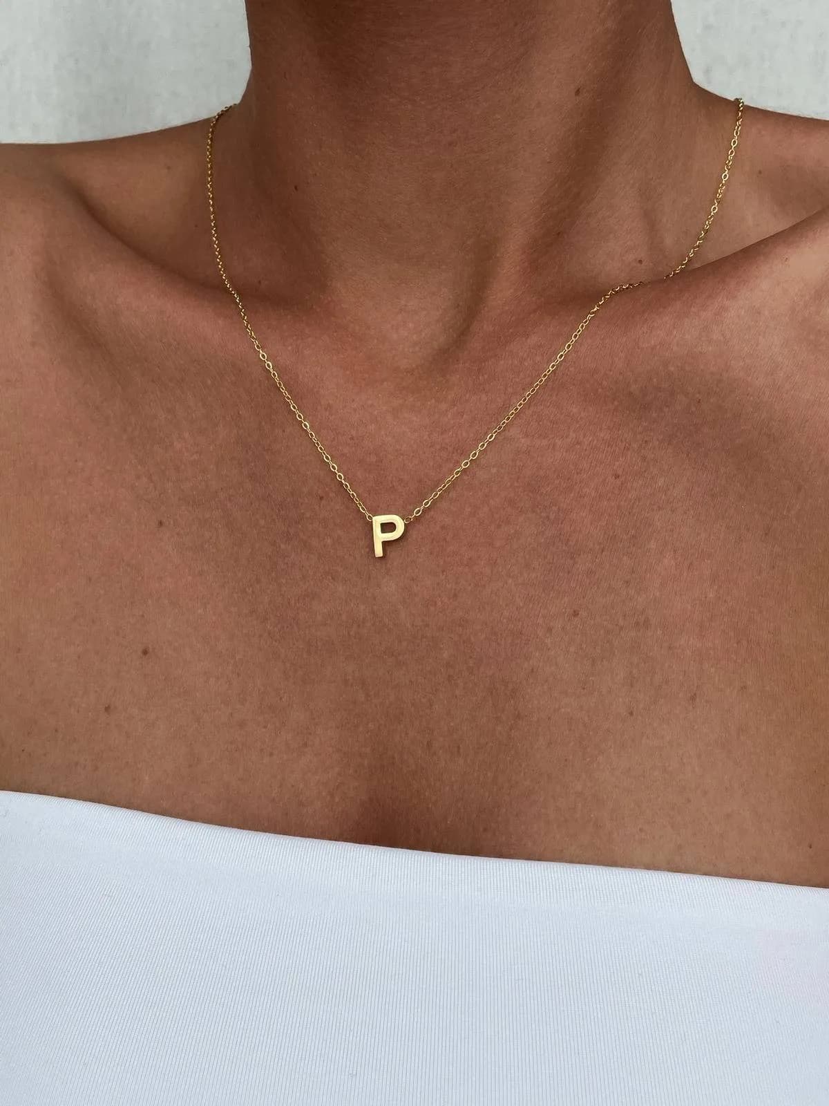 Çelik Minimal P Harfli Kolye