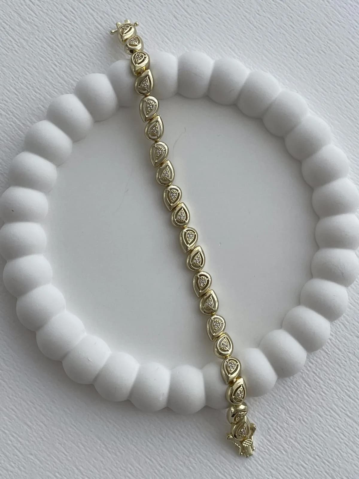 Özel Seri Zirkon Taşlı Damla Model Gold Bileklik