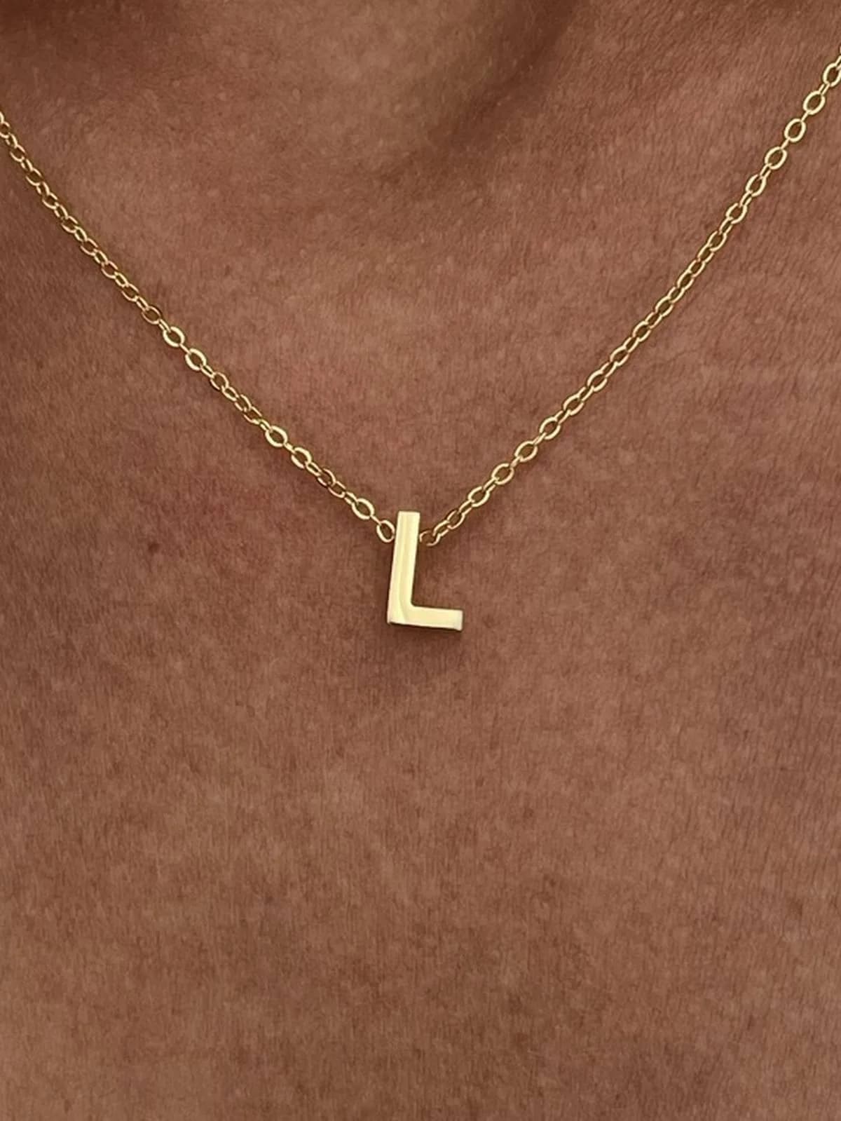 Çelik Minimal L Harfli Kolye
