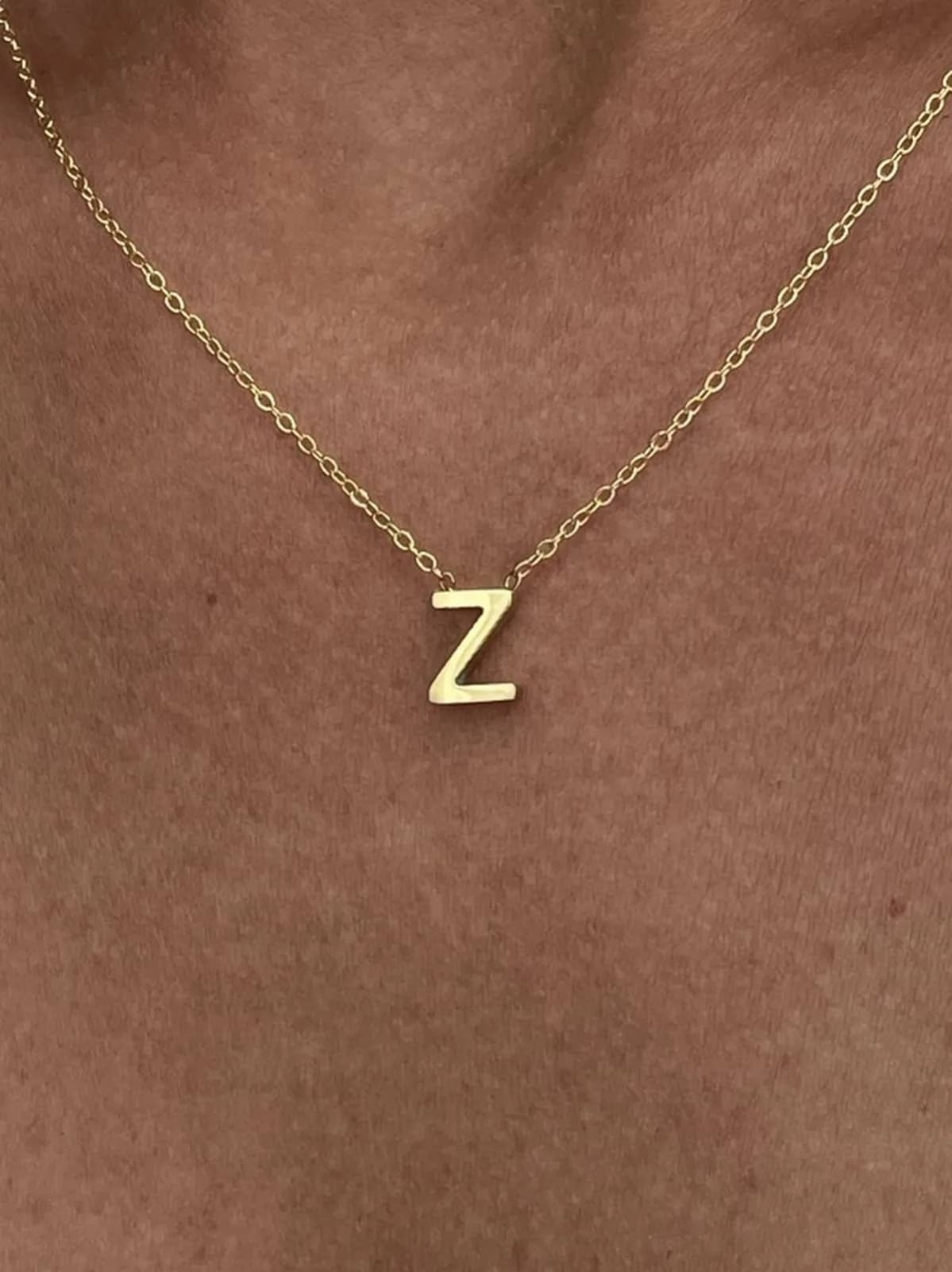Çelik Minimal Z Harfli Kolye