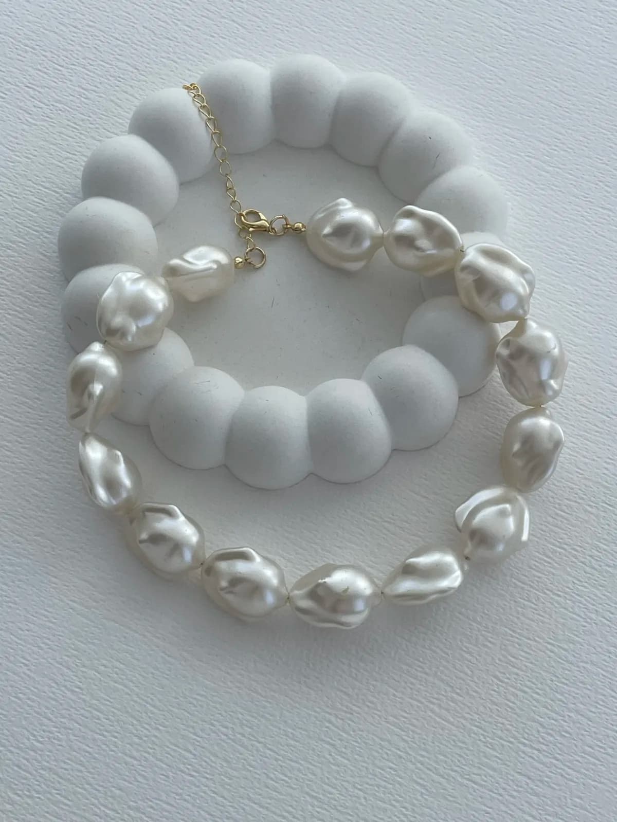 Özel Seri Büyük Barok İncili Gold Choker Kolye