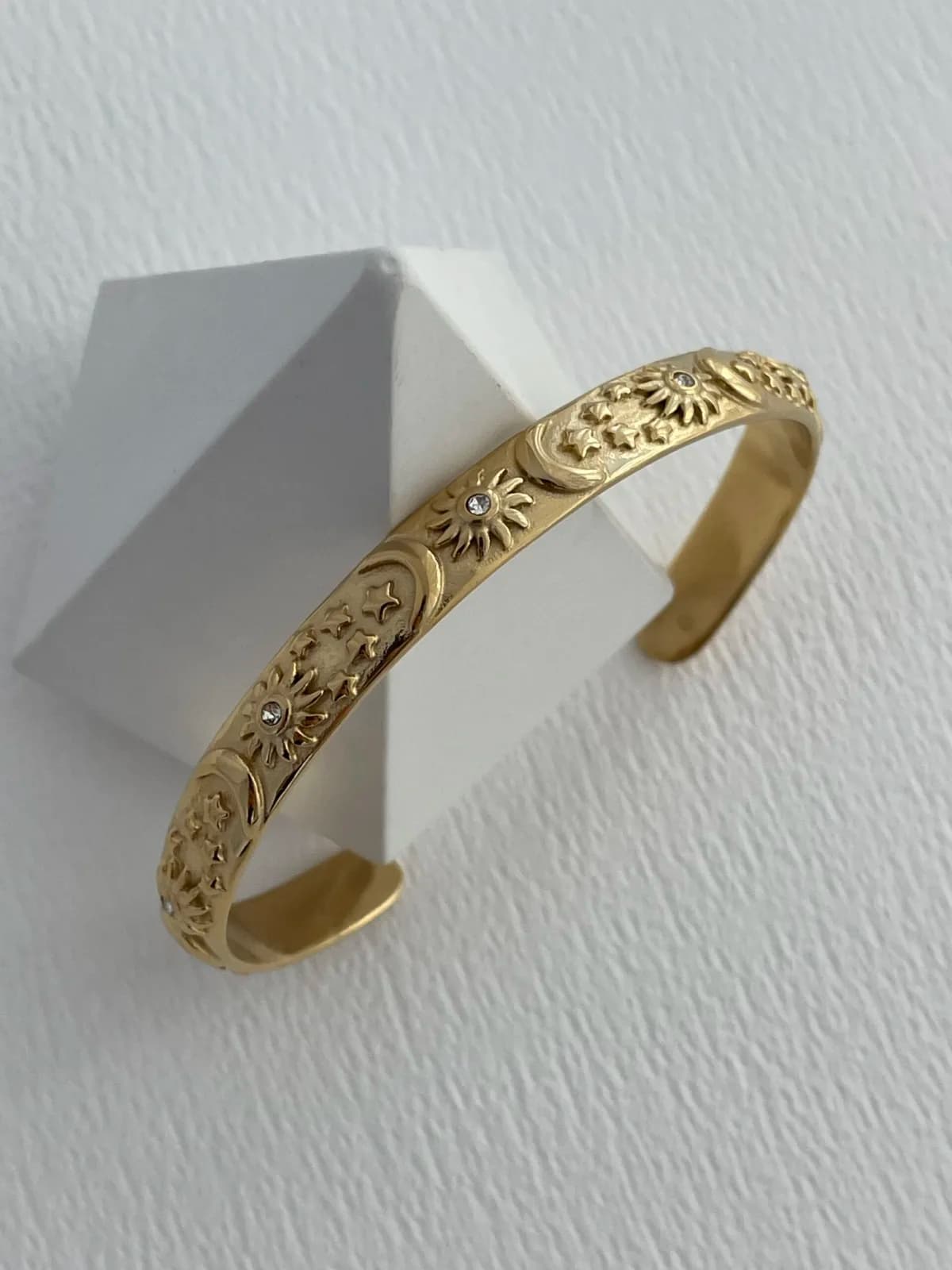 Çelik Zirkon Taşlı Ay &amp; Güneş Tasarım Sıkıştırılabilir Gold Bileklik