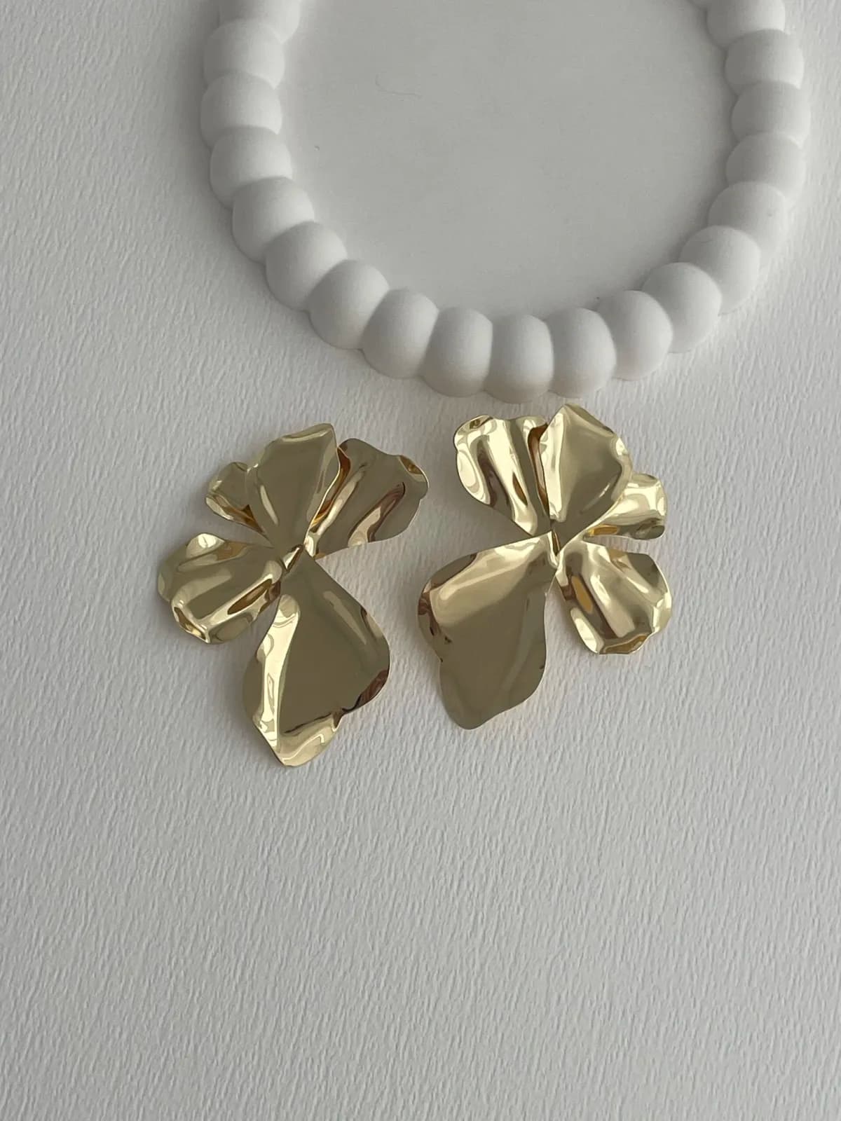 Özel Seri Yaprak Tasarım Maksi Boy Gold Küpe