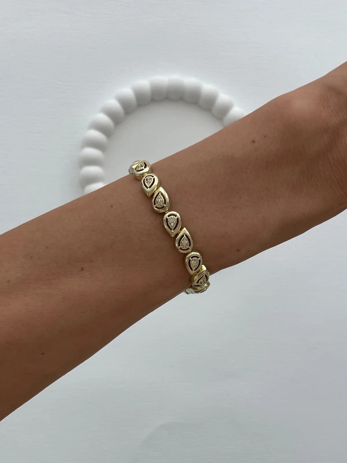 Özel Seri Zirkon Taşlı Damla Model Gold Bileklik