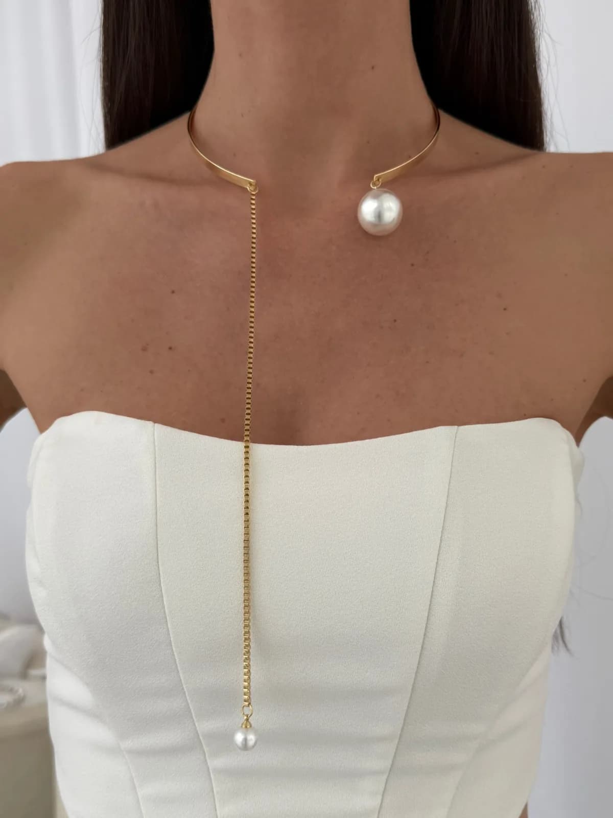 Özel Seri Sallantılı İnci Uç Detay Gold Choker Kolye