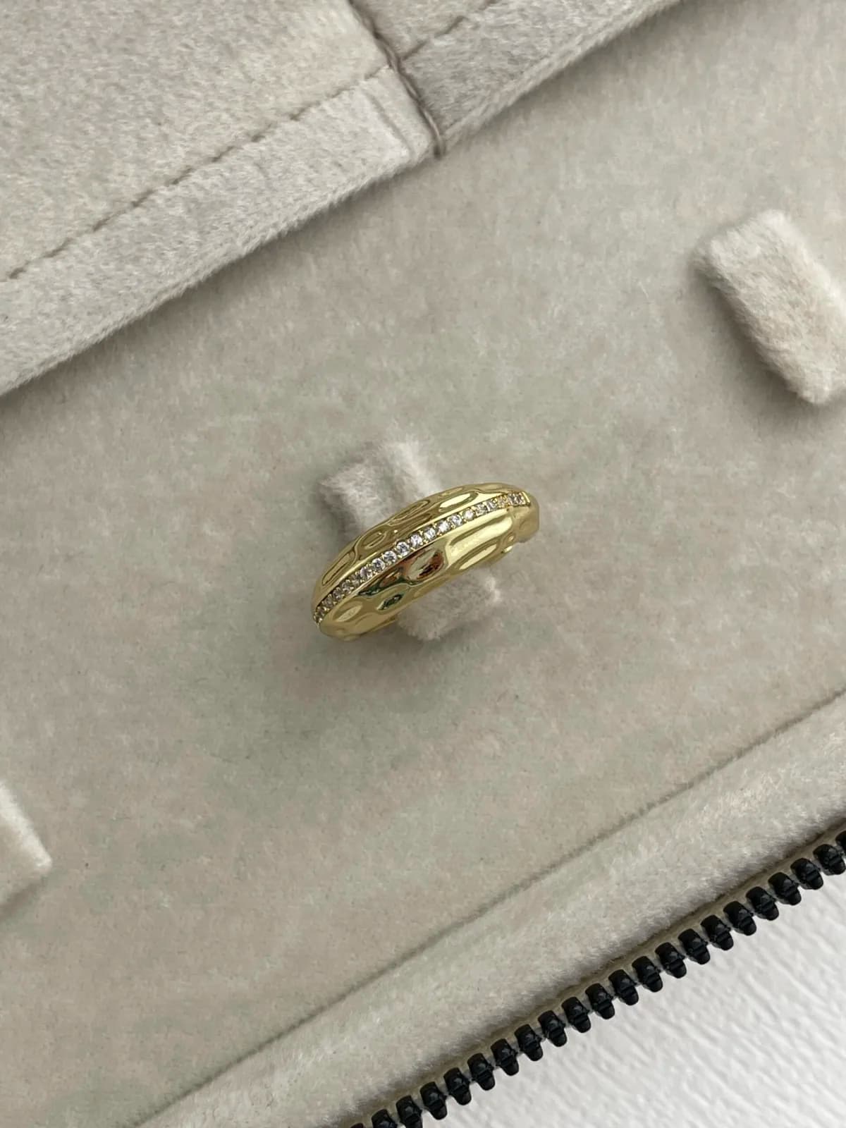 Özel Seri Zirkon Taşlı Soyut Tasarım Ayarlanabilir Gold Yüzük