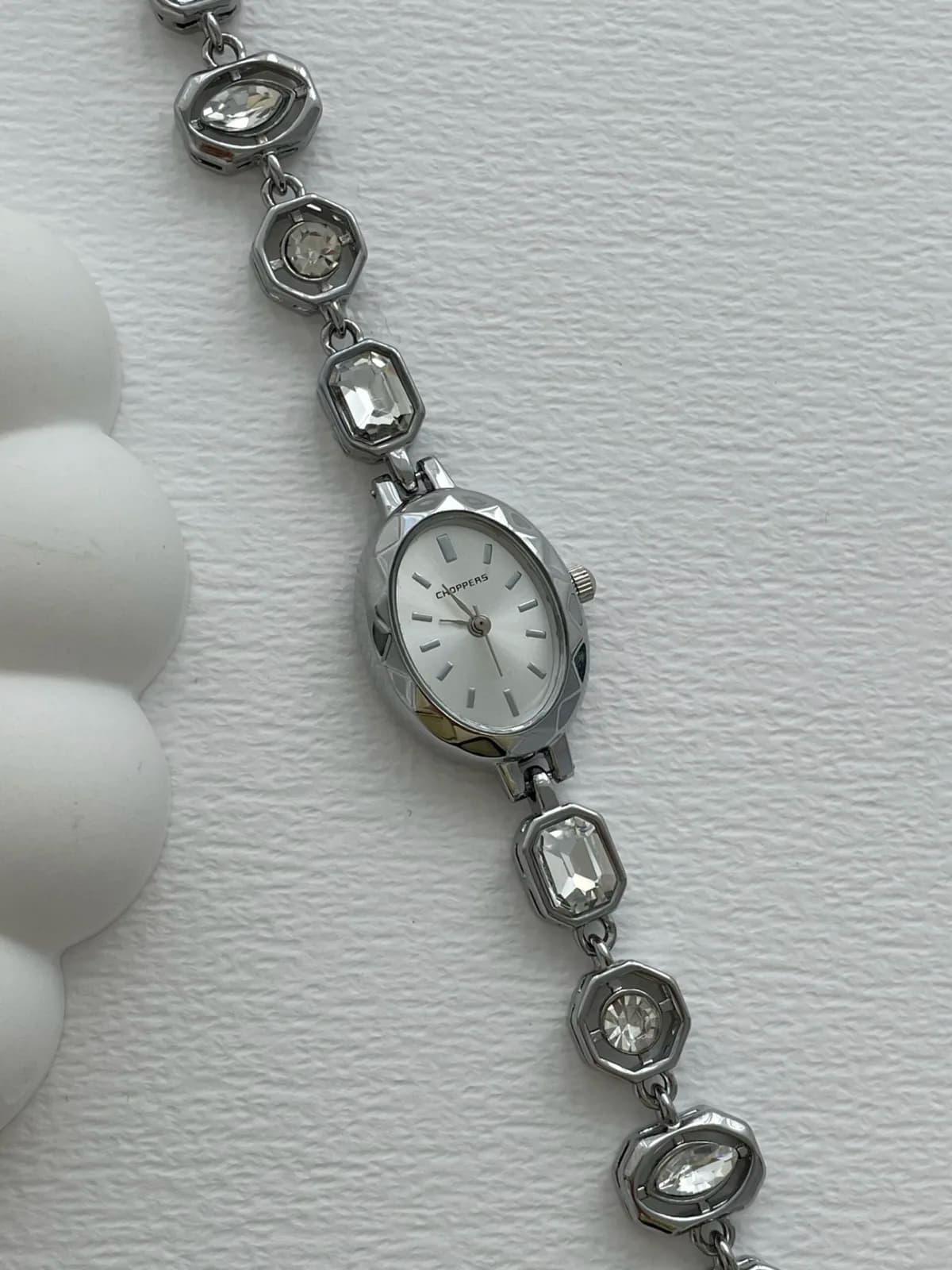 Marka Model Oval Tasarım Baget Taşlı Kadranı Beyaz Vintage Gümüş Saat