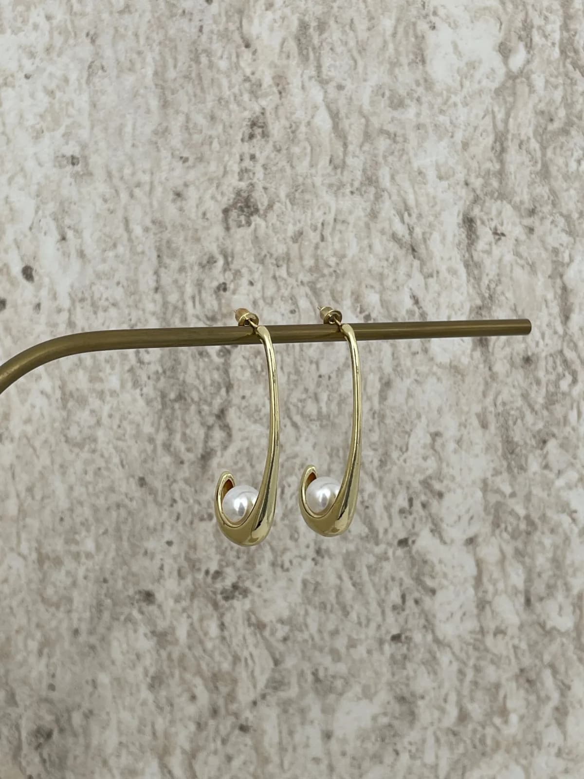 Özel Seri İnci Detaylı Damla Tasarım Gold Küpe