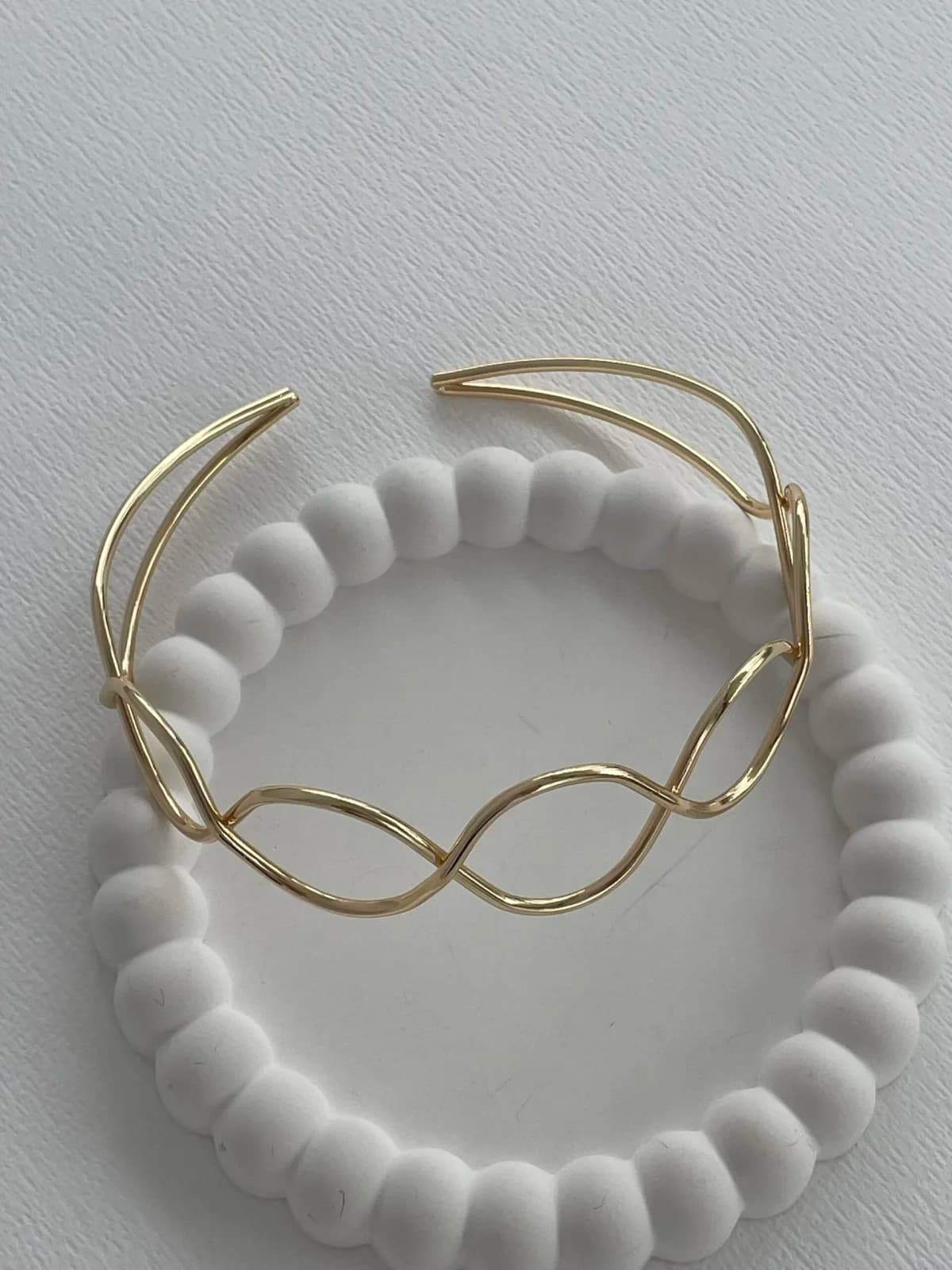 Özel Seri Oval Kıvrım Tasarım Gold Choker Kolye