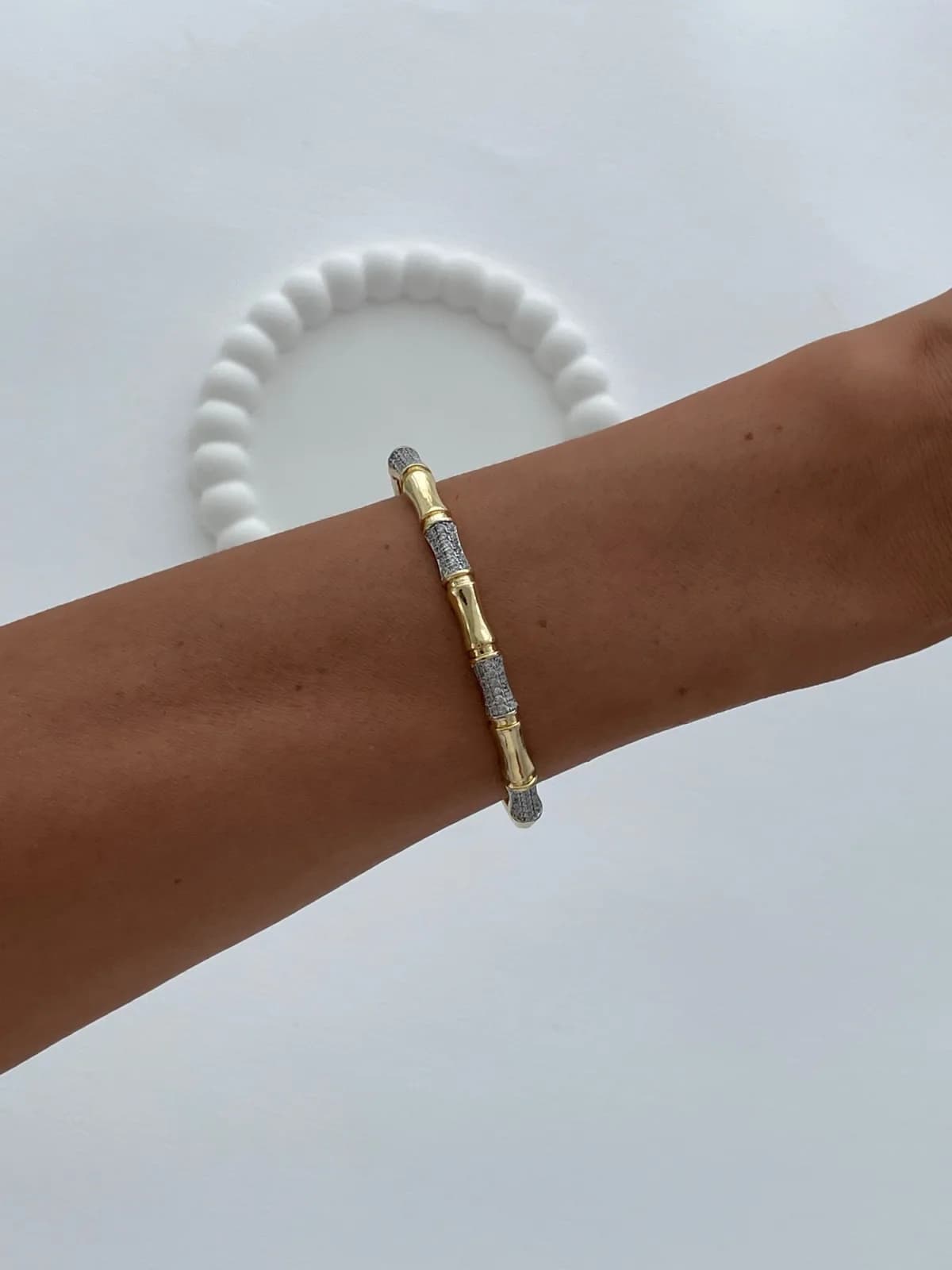 Özel Seri Zirkon Taşlı Kemik Tasarım Gold Kelepçe Bileklik