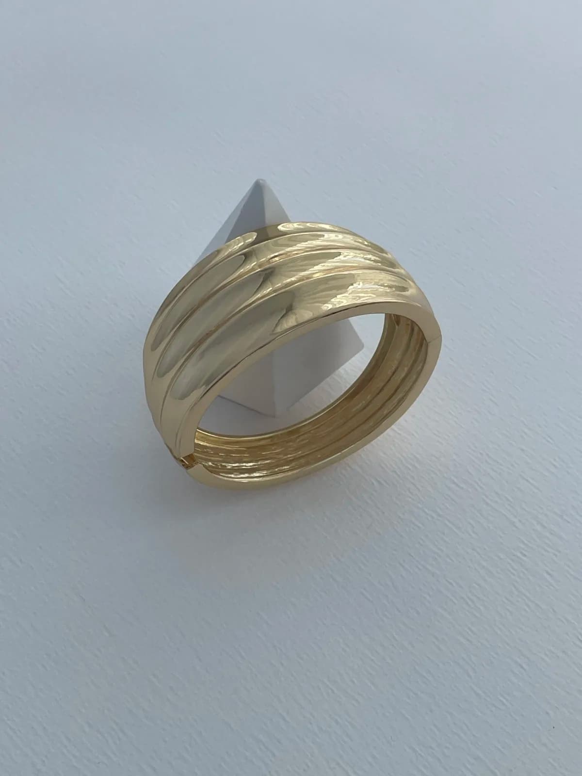 Özel Seri Kalın Tırtık Tasarım Gold Kelepçe Bileklik