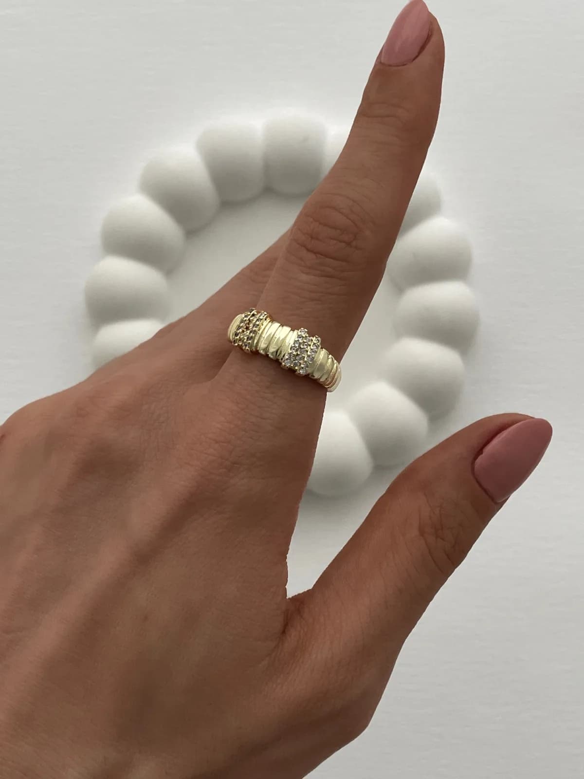 Özel Seri Çift Sıra Zirkon Taş Tırtık Ayarlanabilir Gold Yüzük
