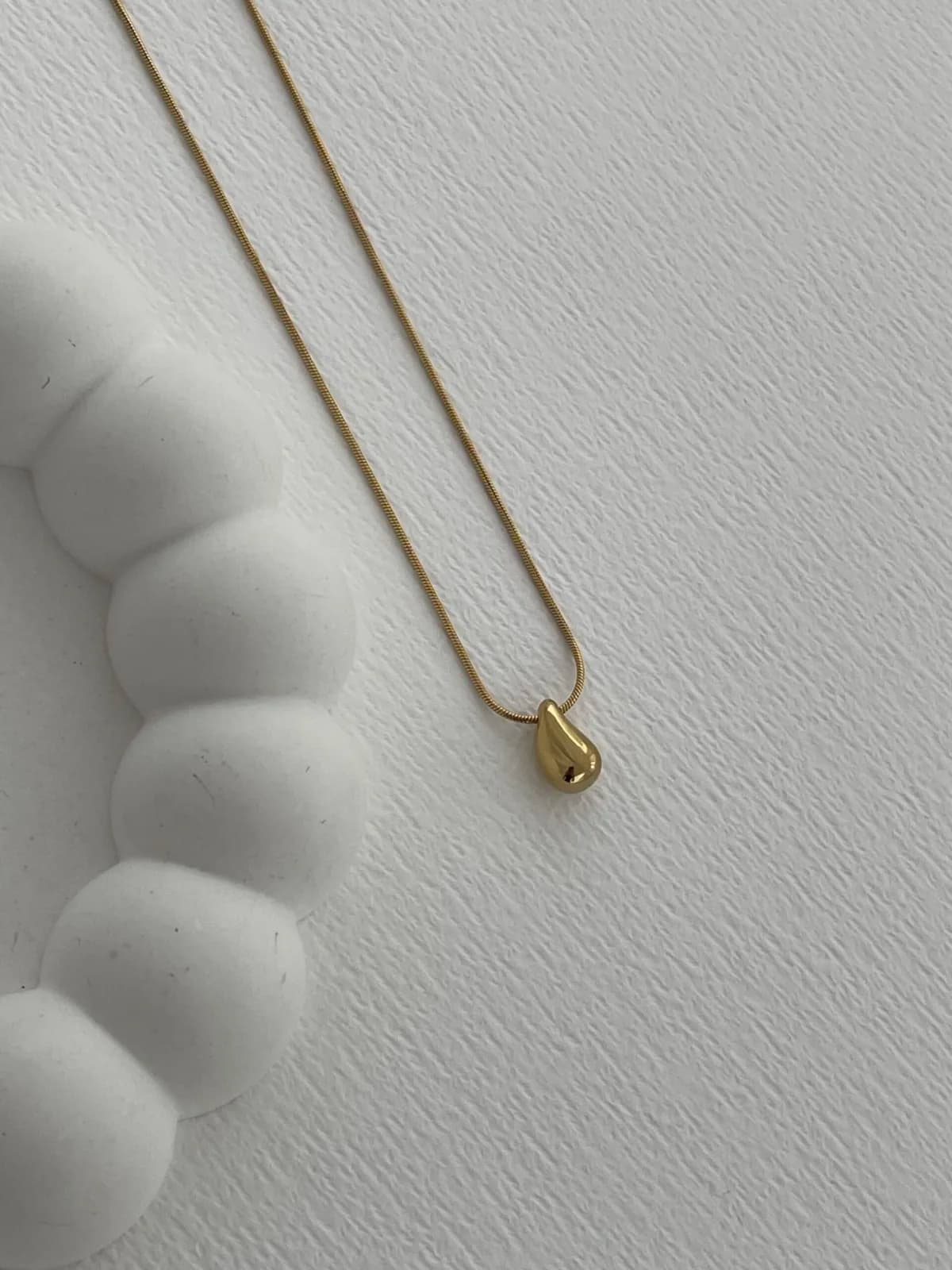 Çelik Mini Damla Tasarım Gold Kolye