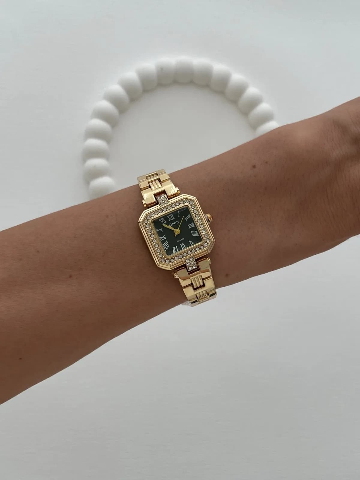 Kare Tasarım Zirkon Taşlı Kadranı Siyah Gold Vintage Saat